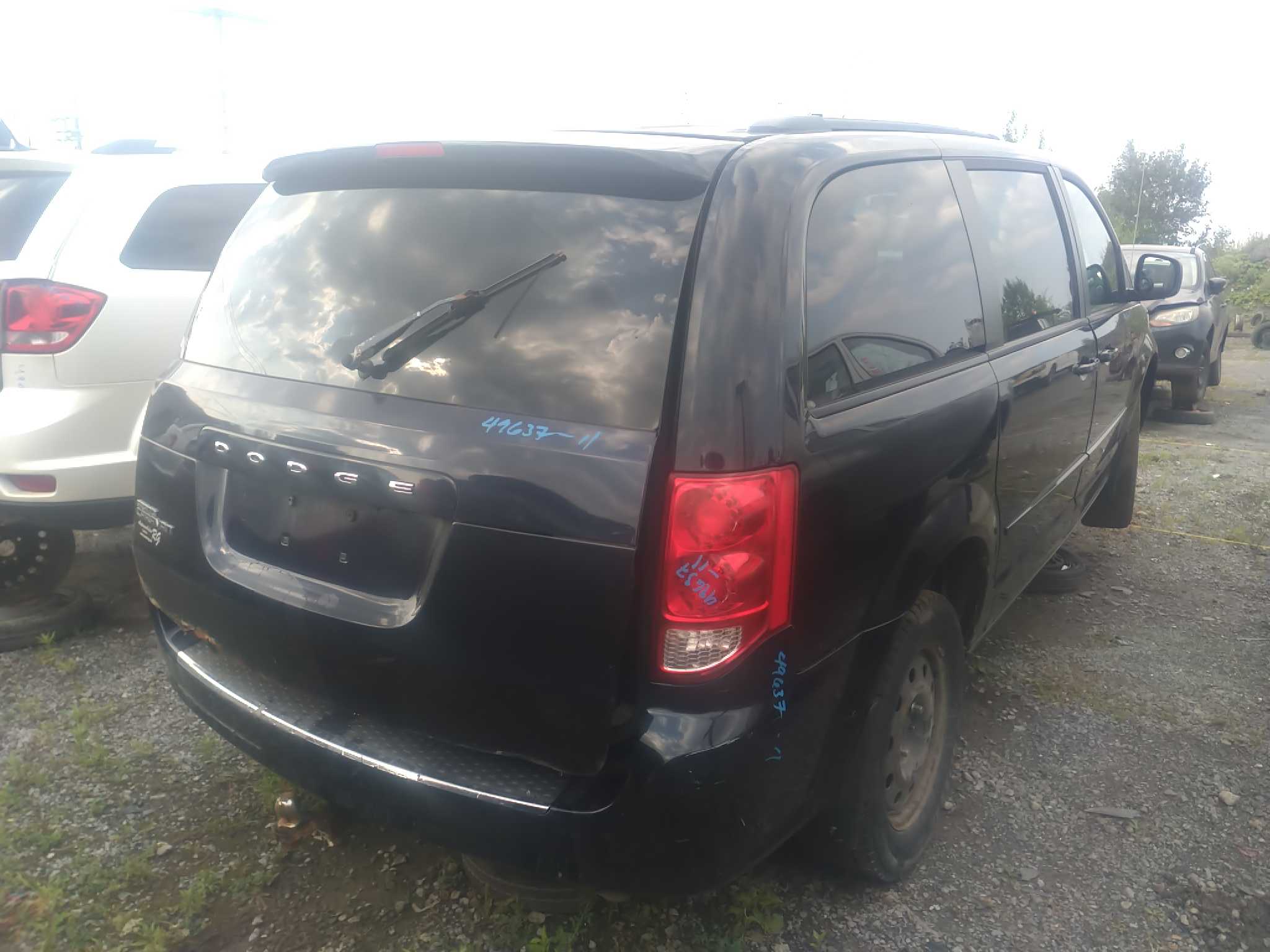 DODGE GRAND CARAVAN 2011