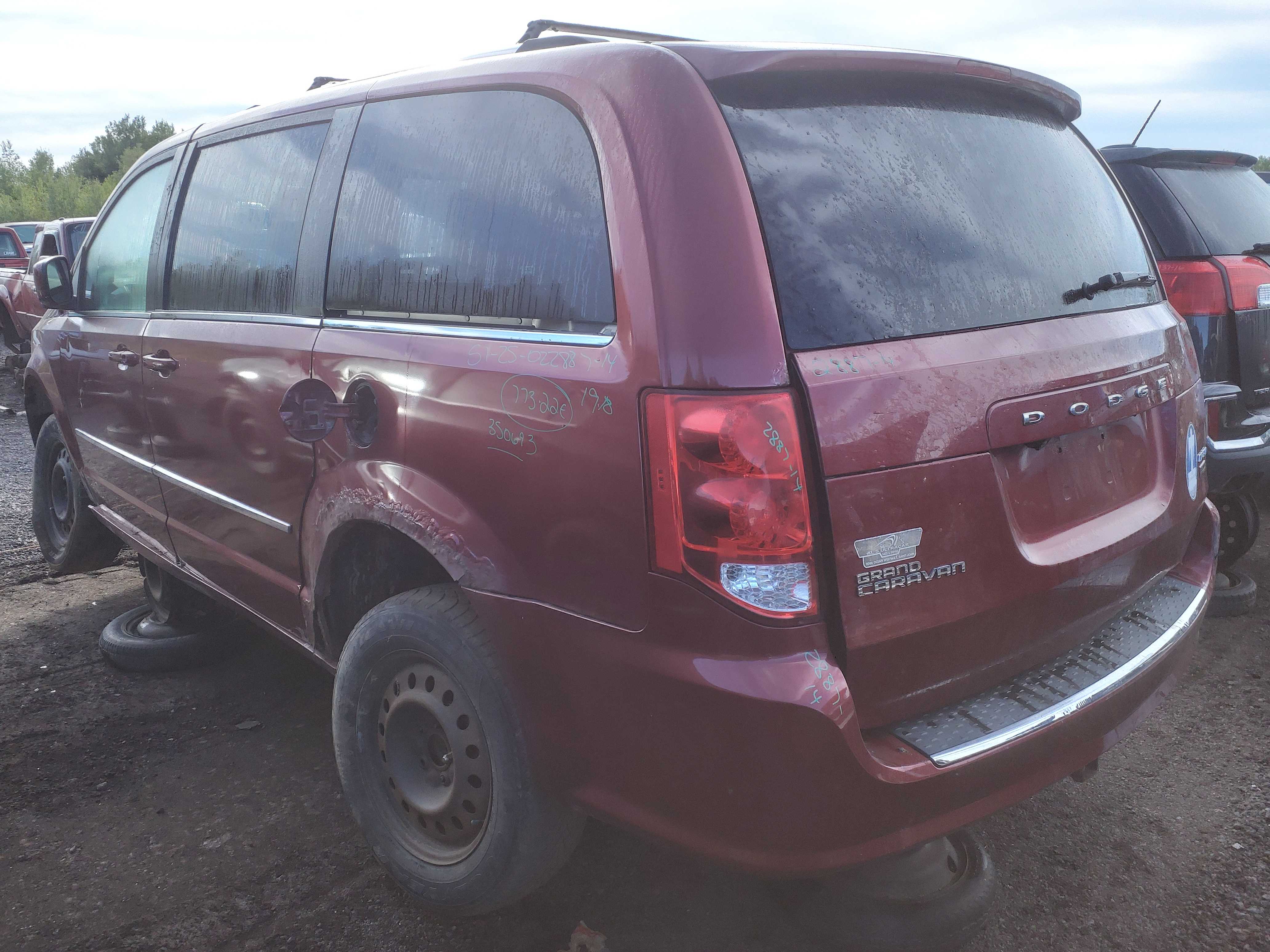 DODGE GRAND CARAVAN 2014