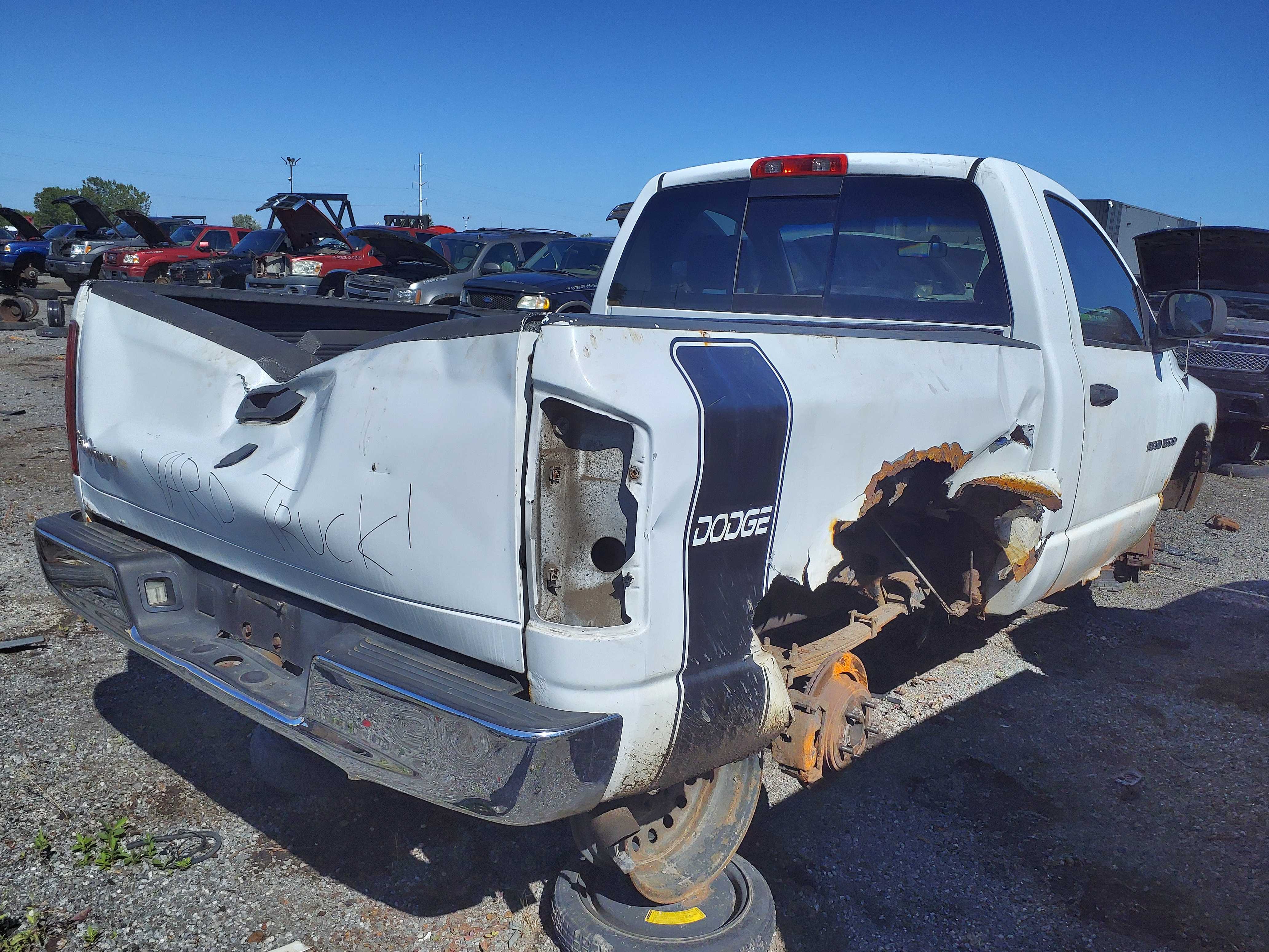 DODGE RAM 1500 2005