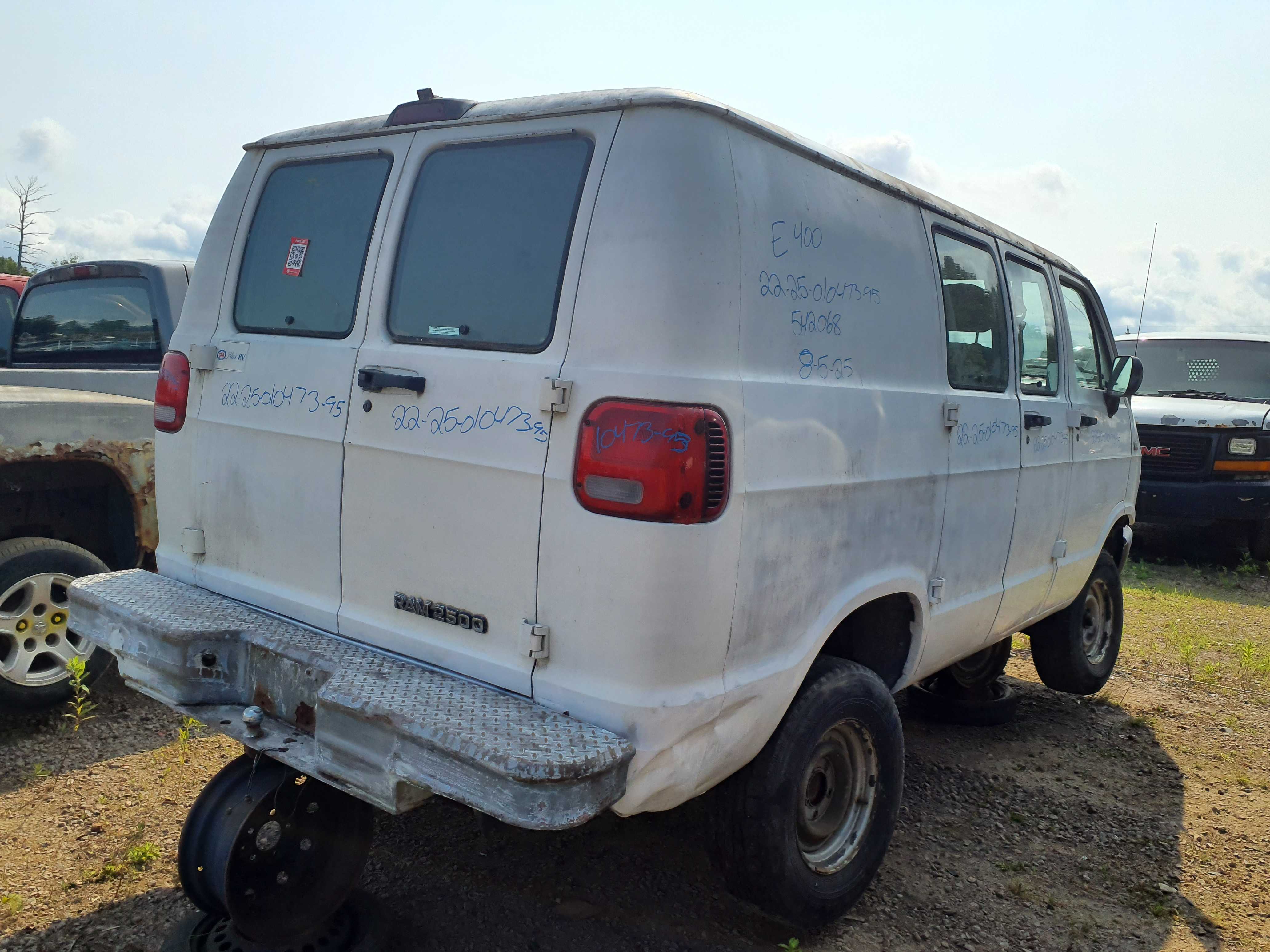DODGE RAM VAN 1995