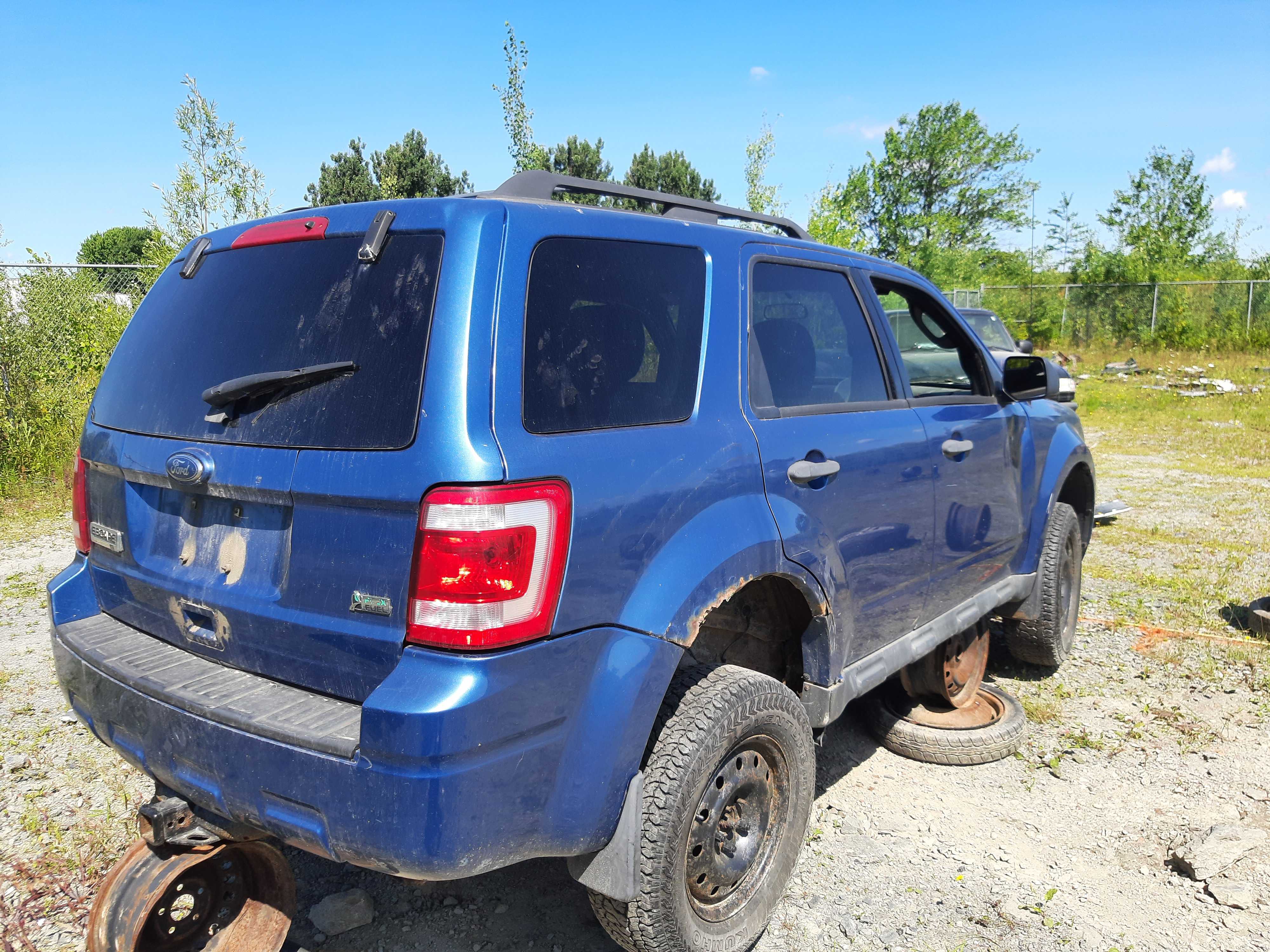 FORD ESCAPE 2010