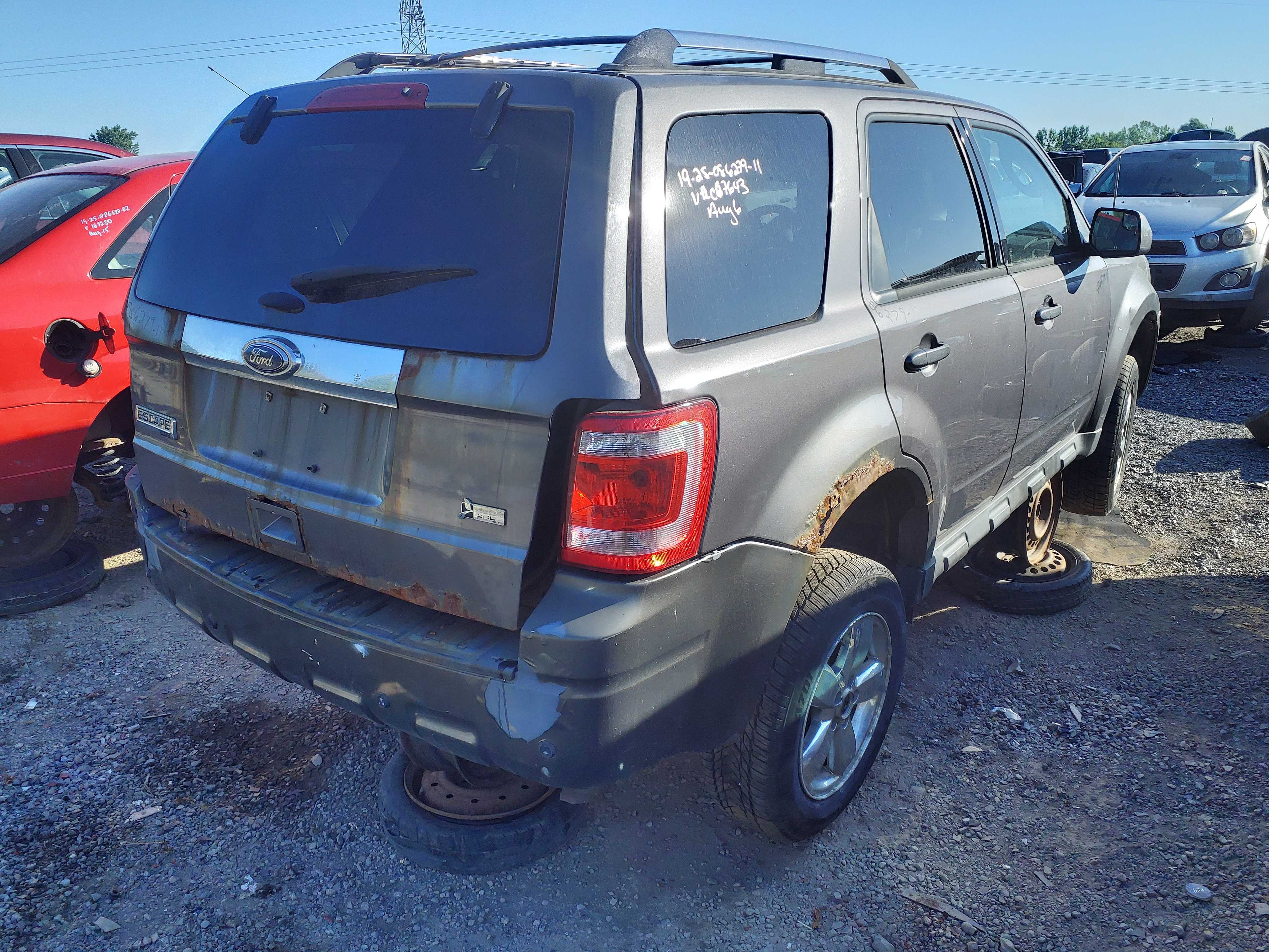 FORD ESCAPE 2011