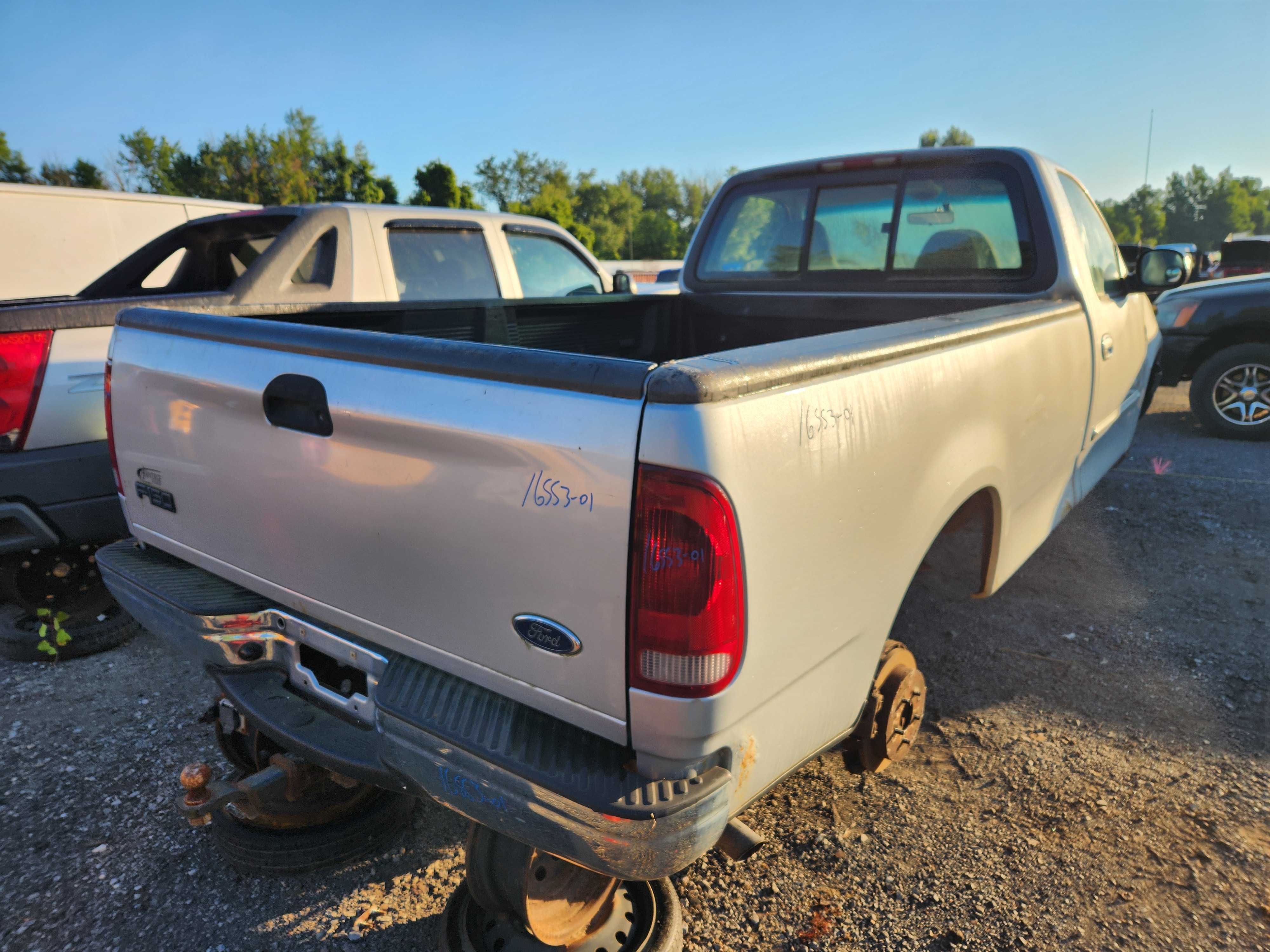 FORD F-150 2001