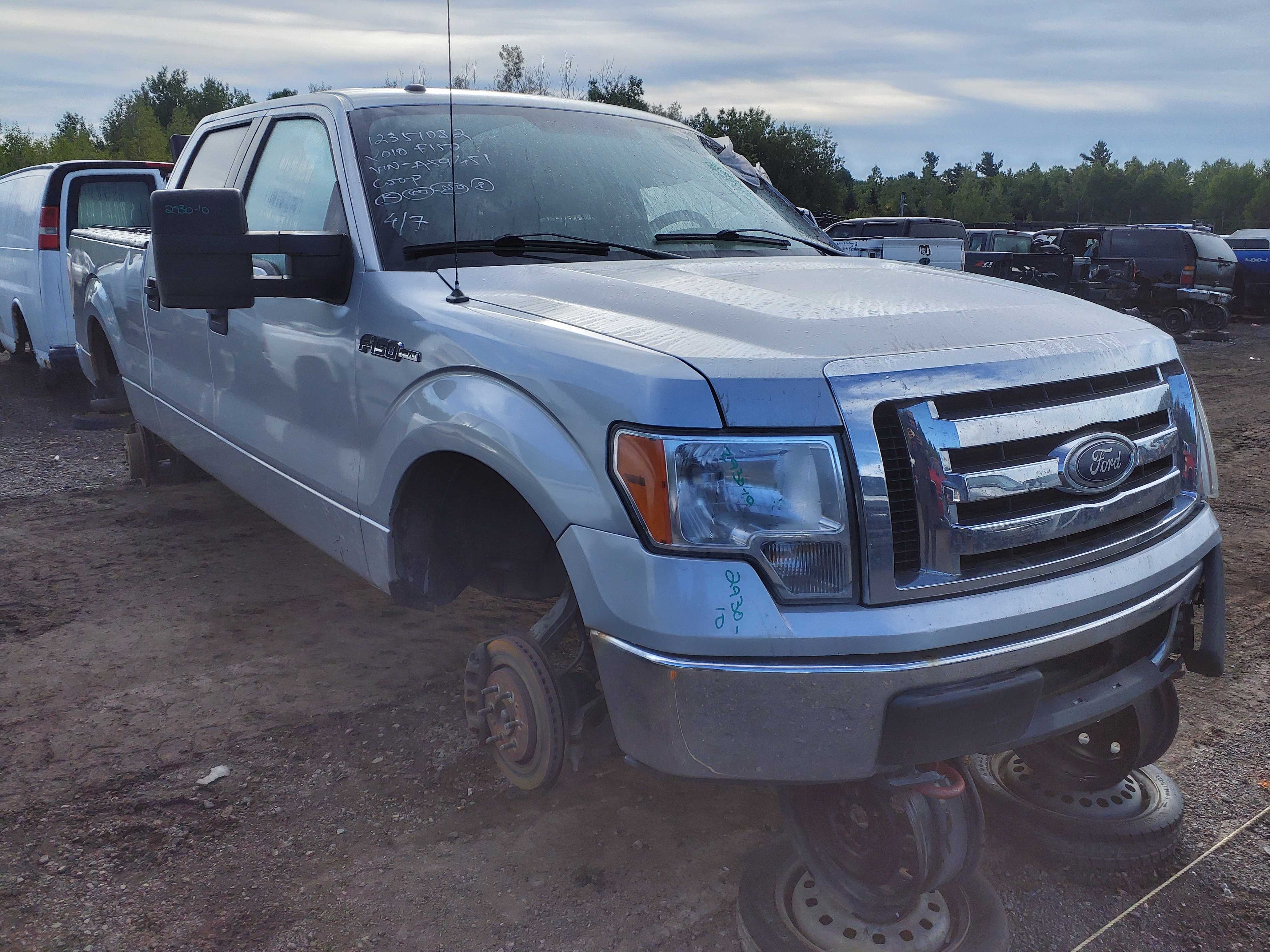 FORD F-150 2010