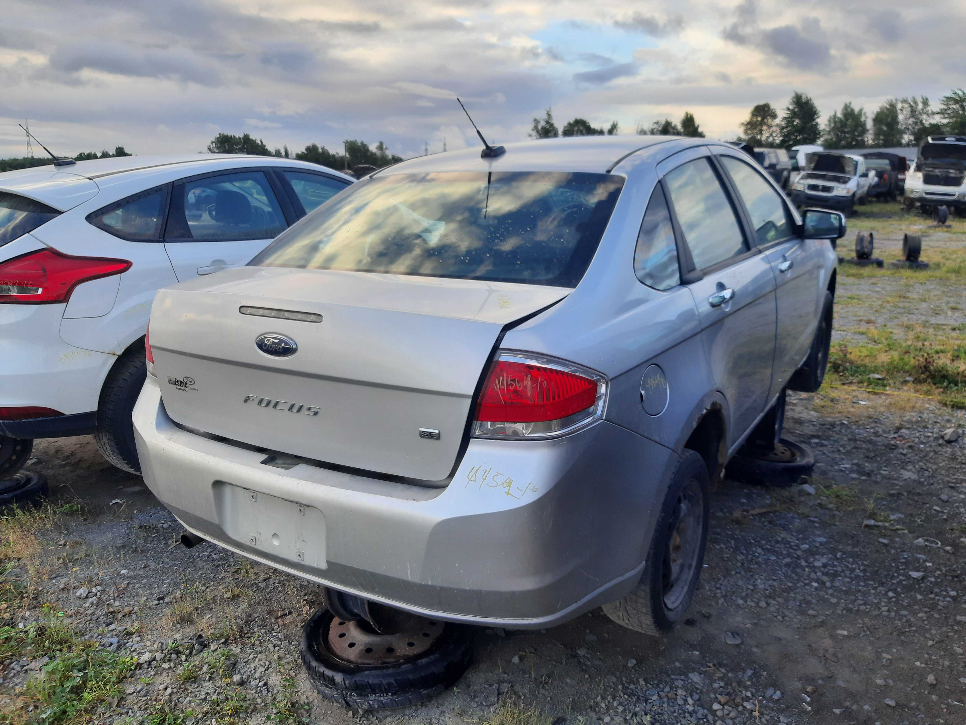 FORD FOCUS 2010