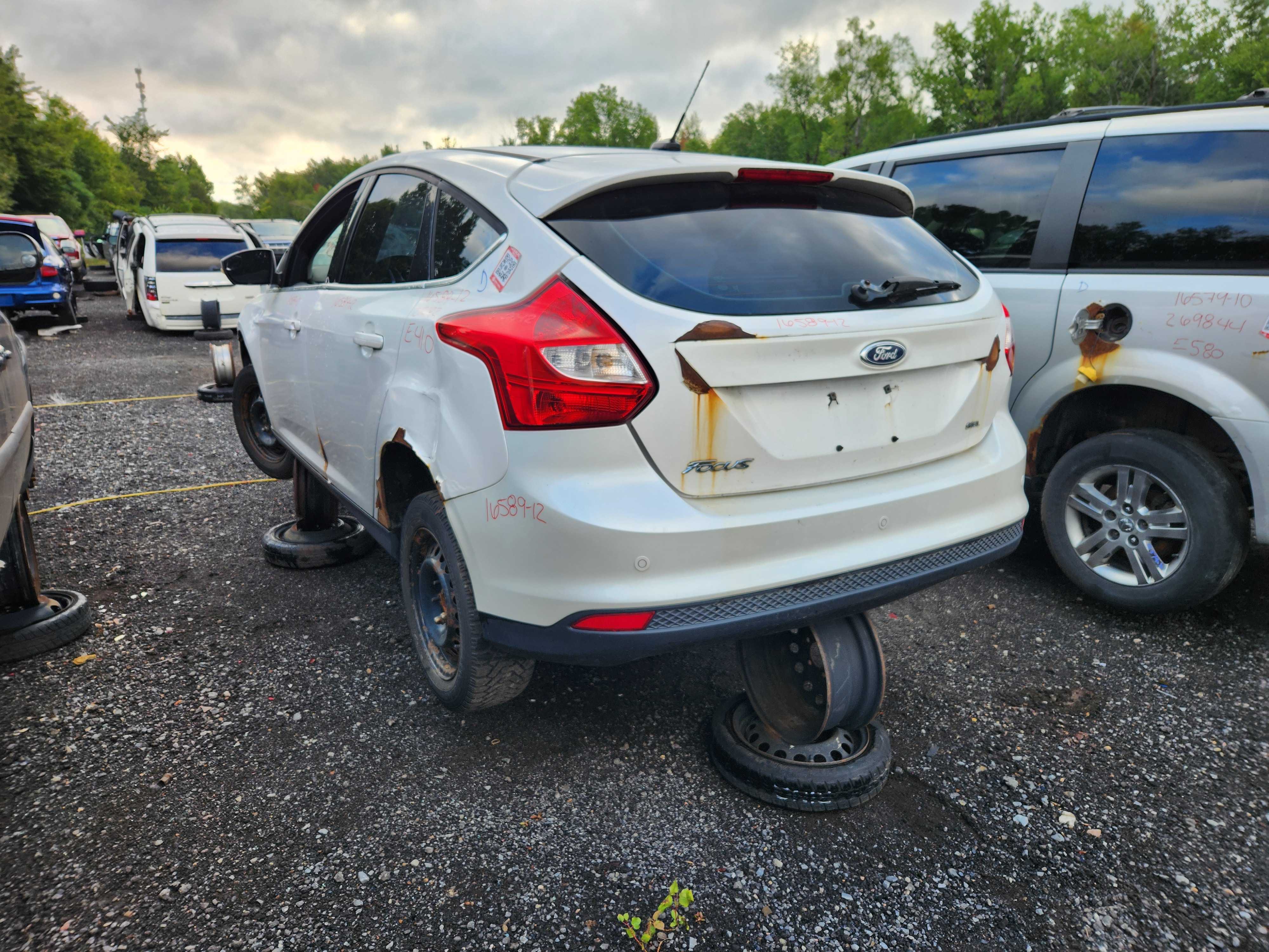 FORD FOCUS 2012