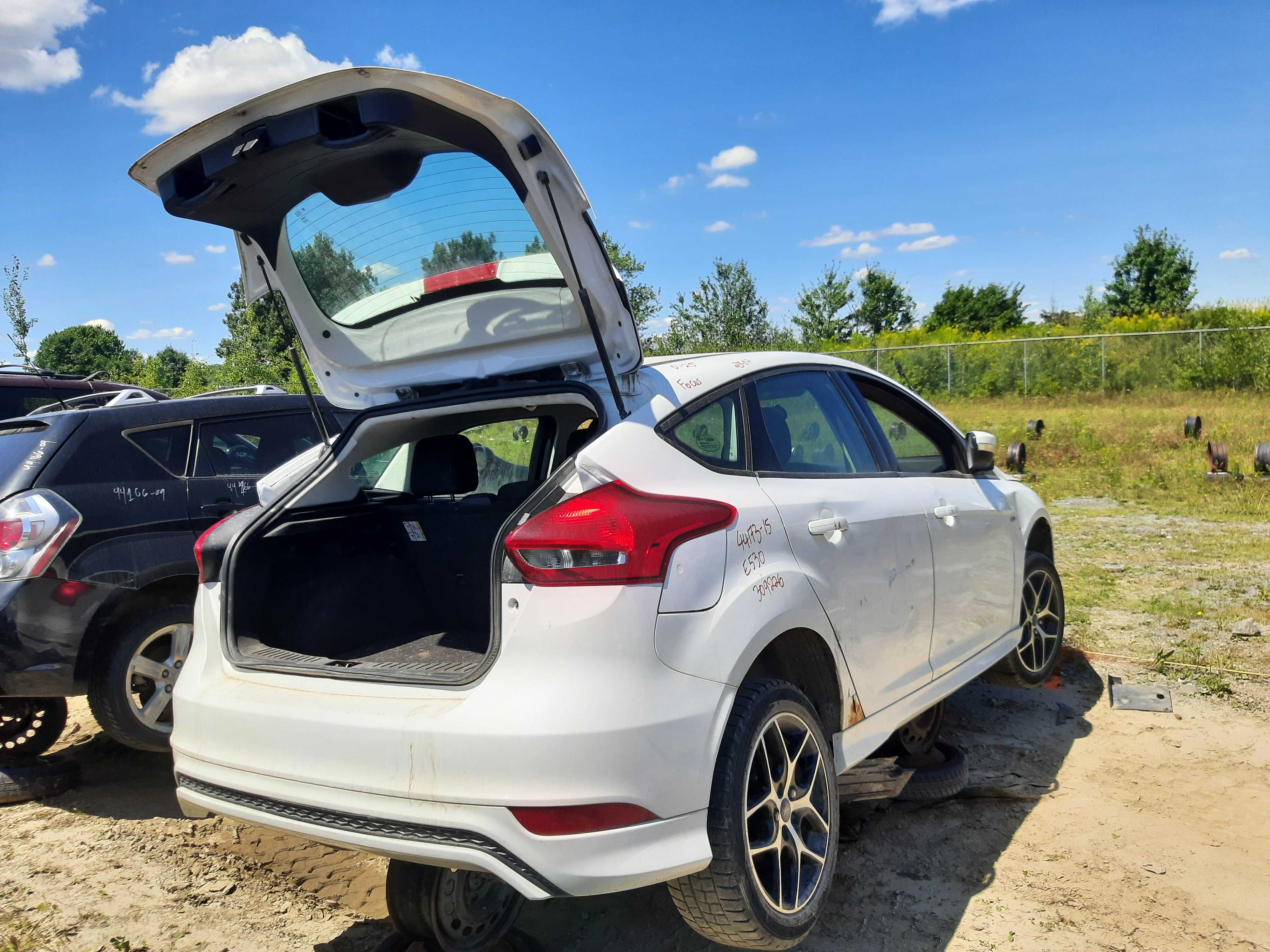 FORD FOCUS 2015
