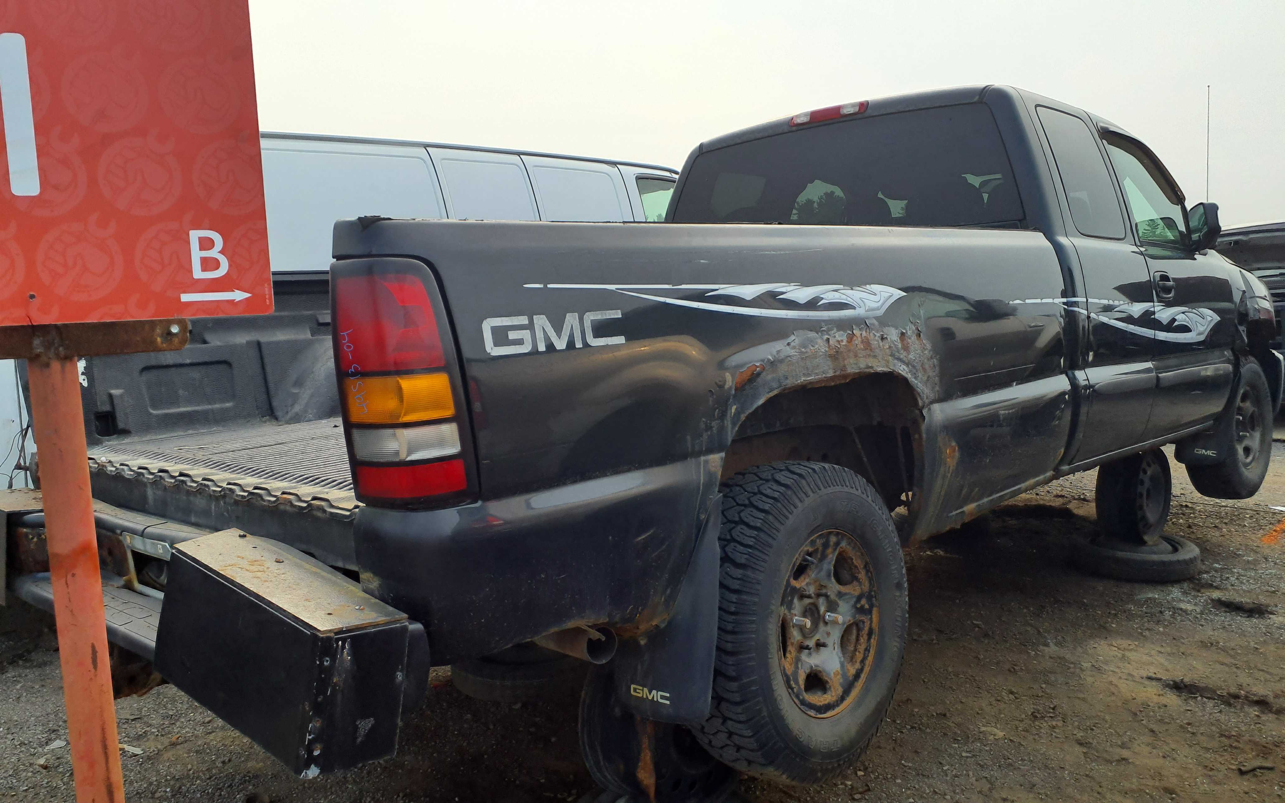 GMC SIERRA 1500 2004