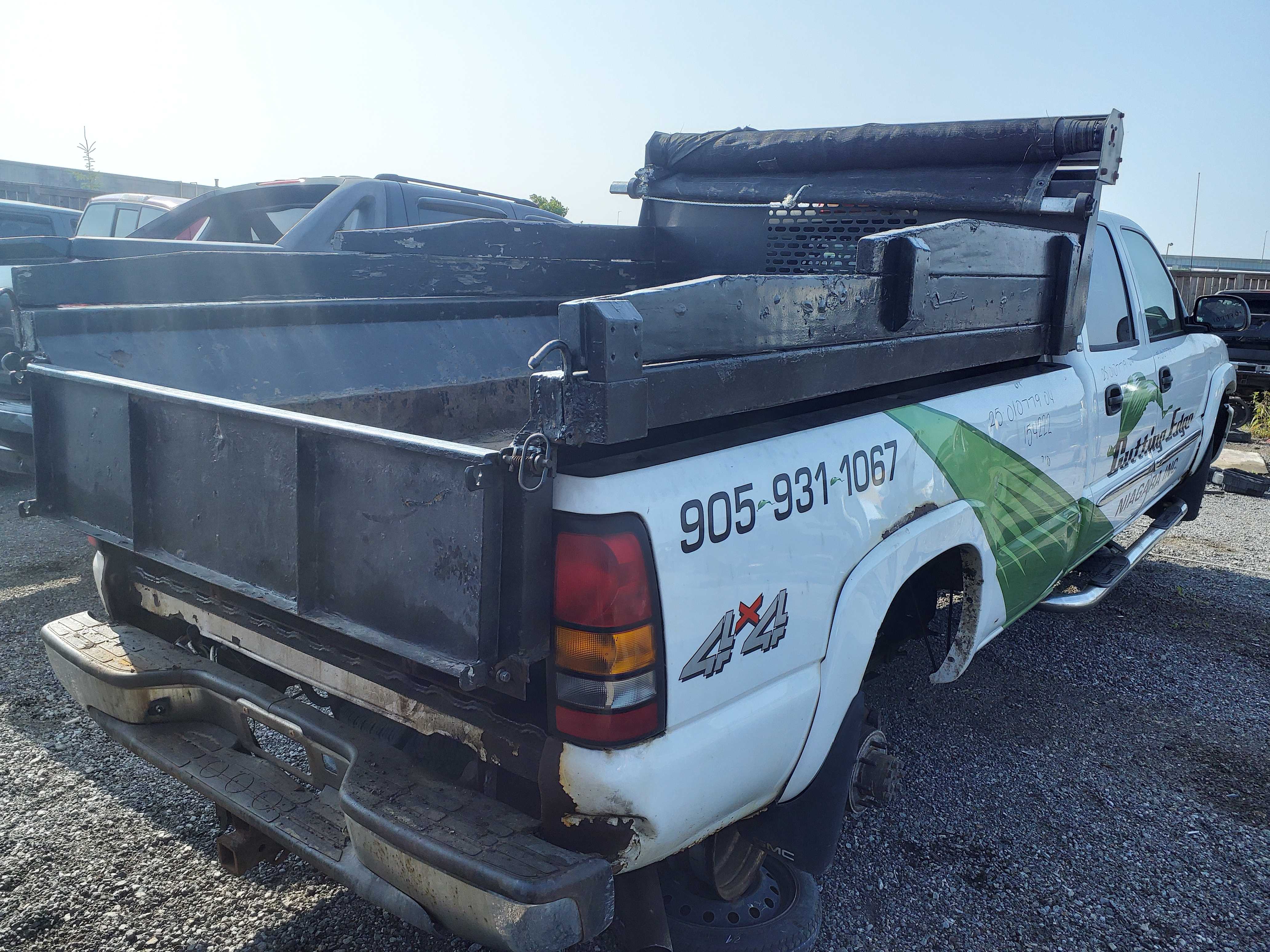 GMC SIERRA 2500 2004