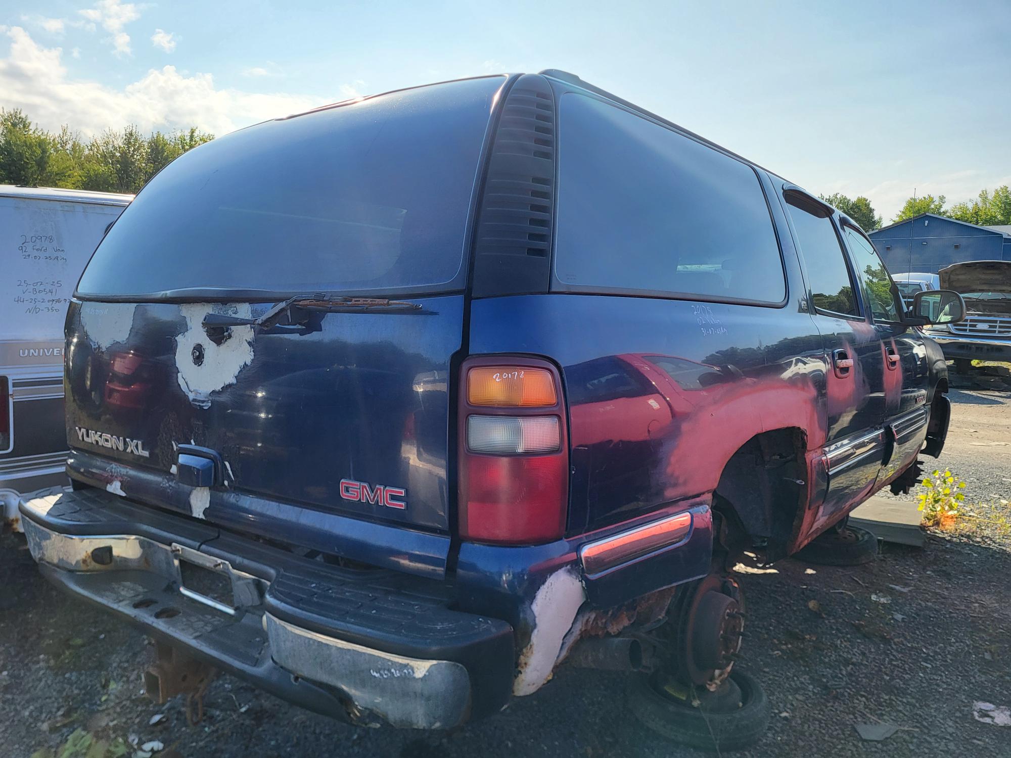 GMC YUKON 2002