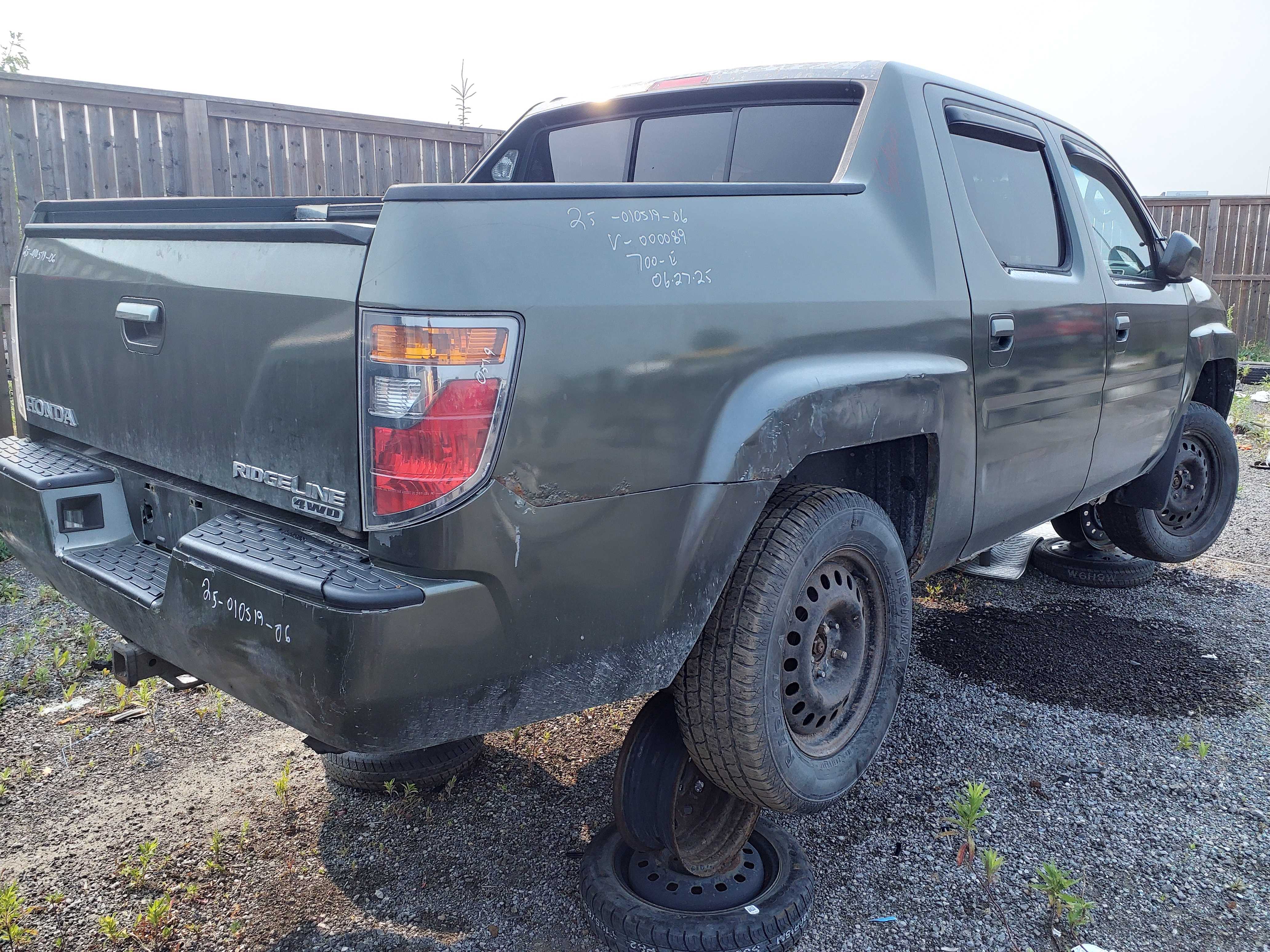 HONDA RIDGELINE 2006