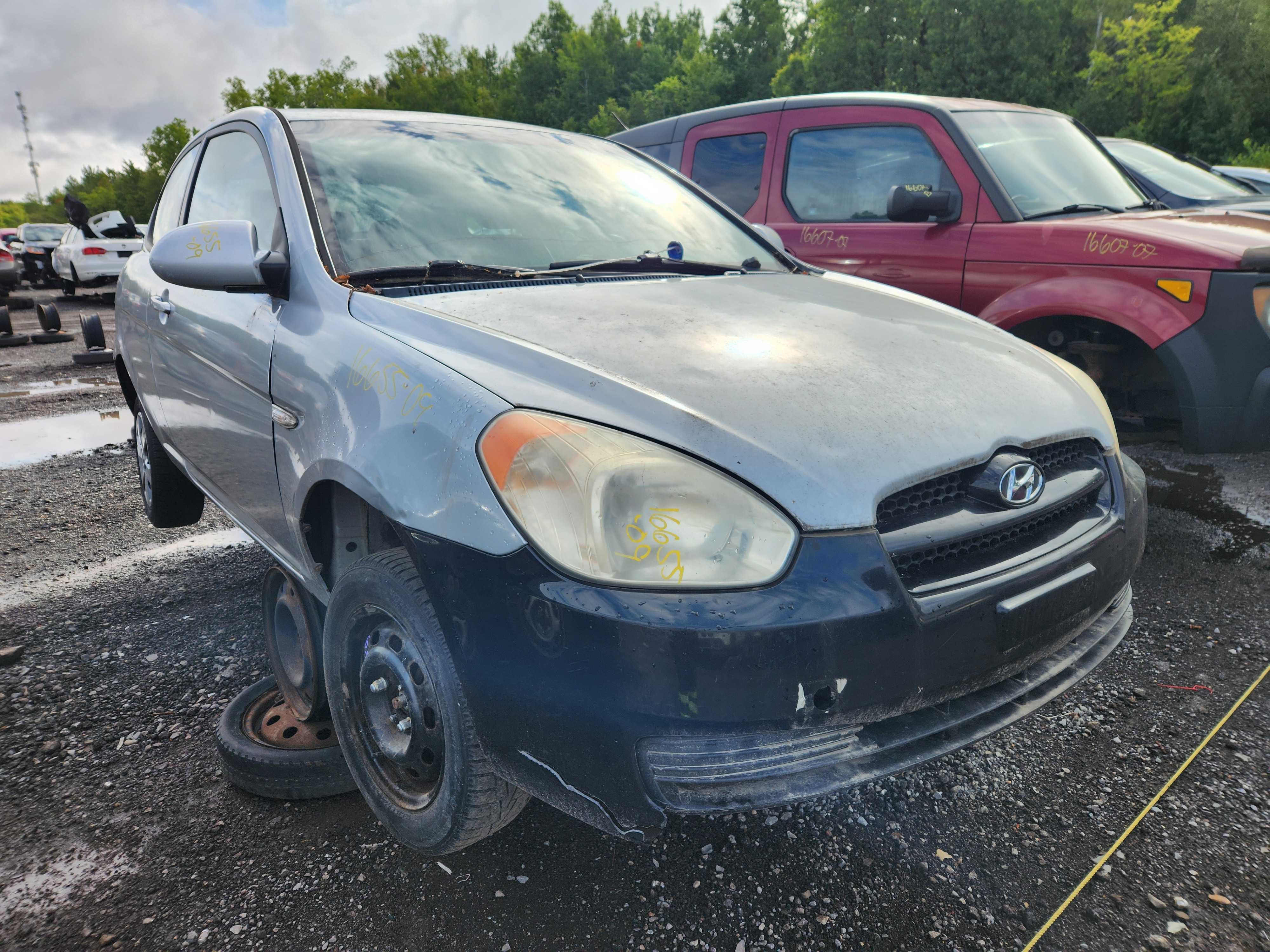 HYUNDAI ACCENT 2009