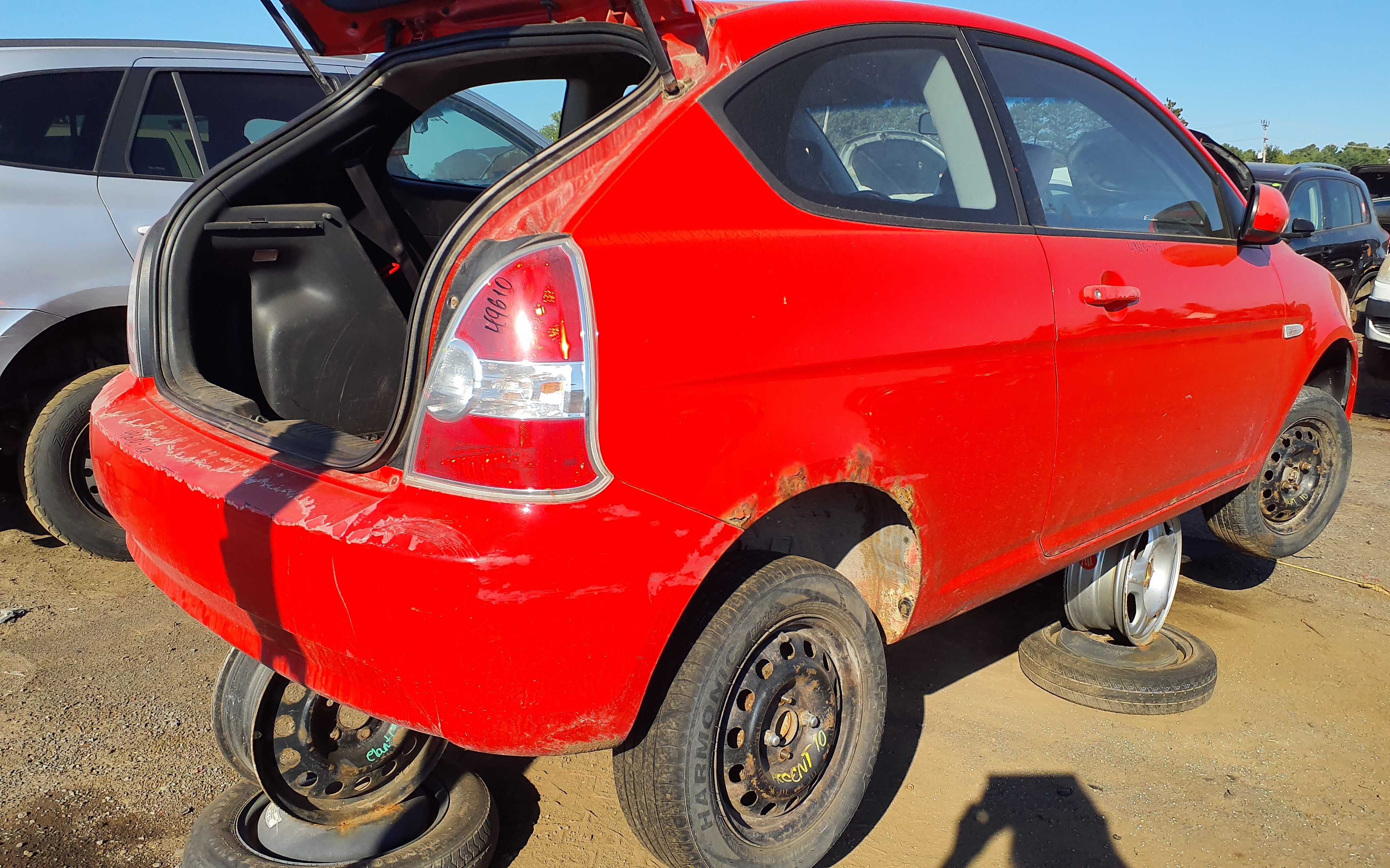 HYUNDAI ACCENT 2010
