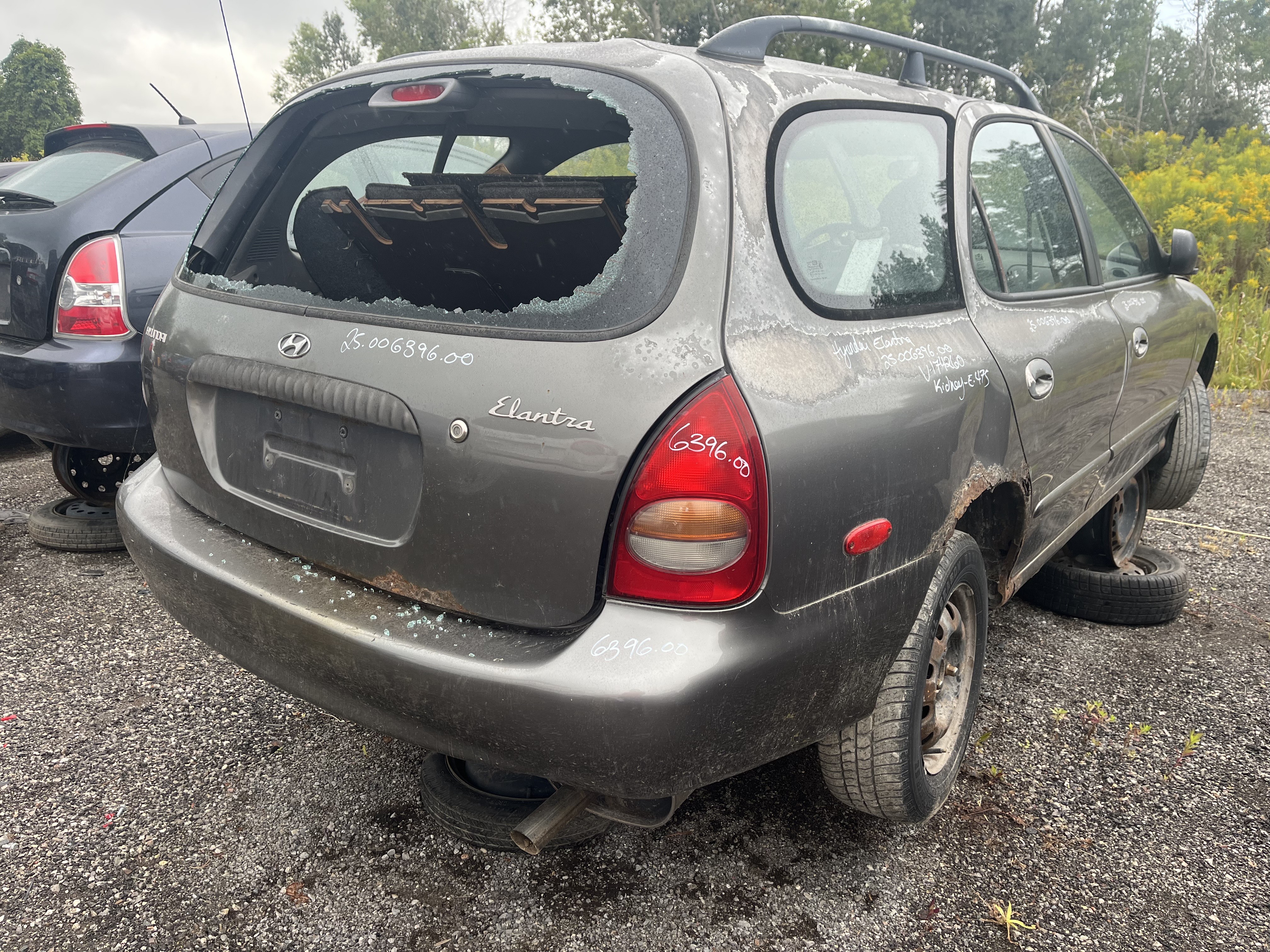 HYUNDAI ELANTRA 2000