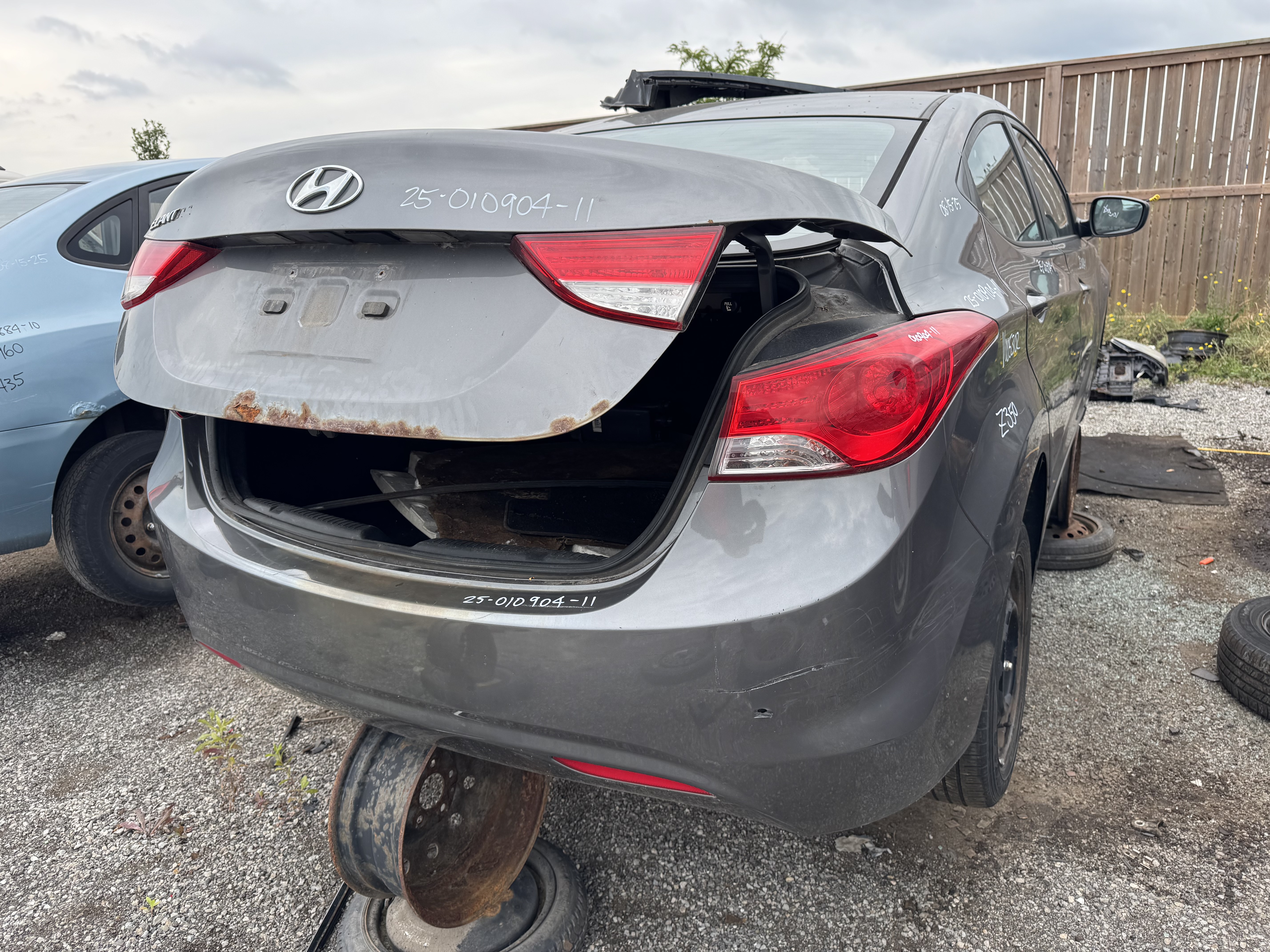 HYUNDAI ELANTRA 2011