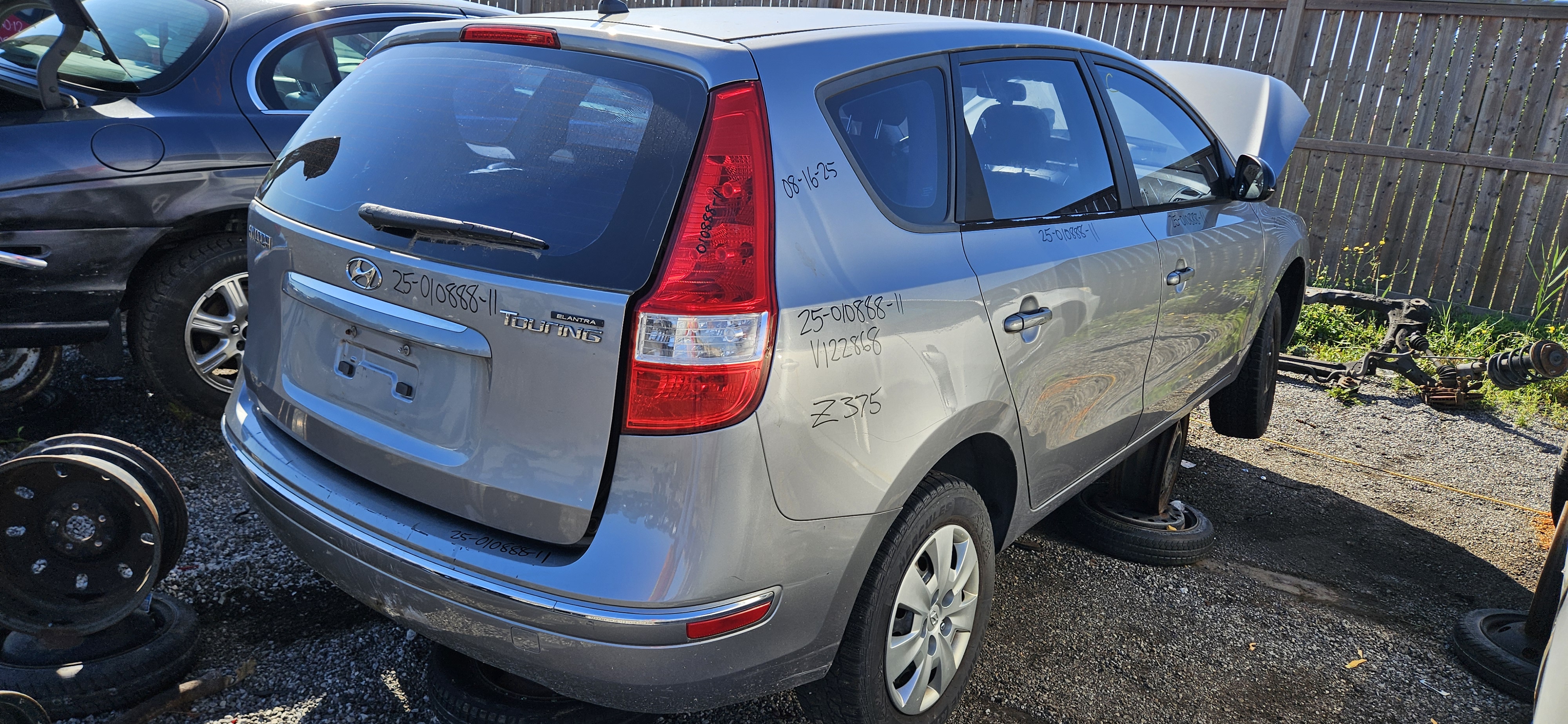 HYUNDAI ELANTRA 2011