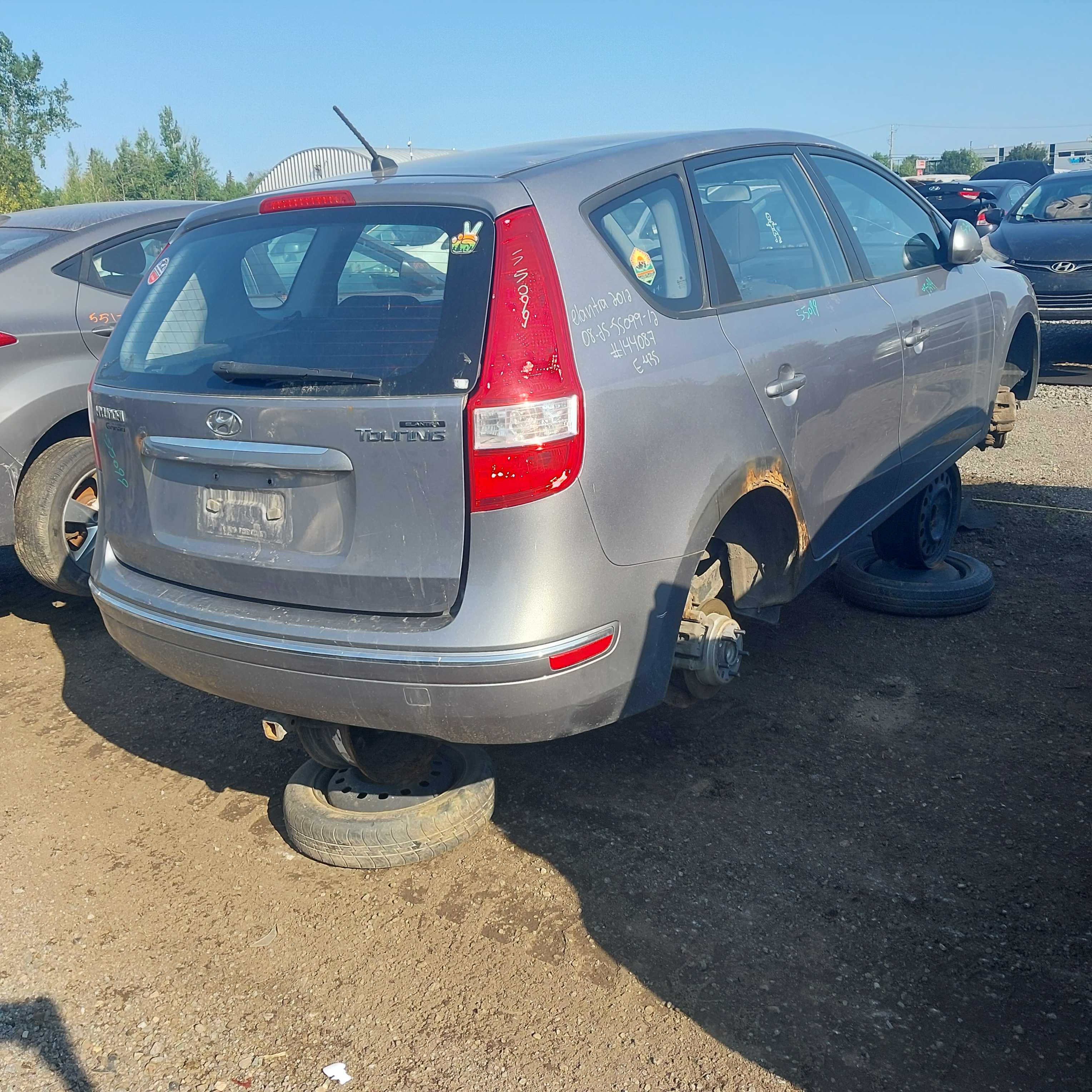 HYUNDAI ELANTRA 2012