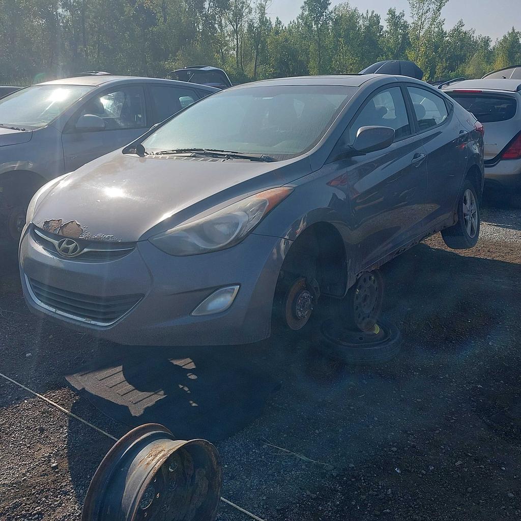 HYUNDAI ELANTRA 2012