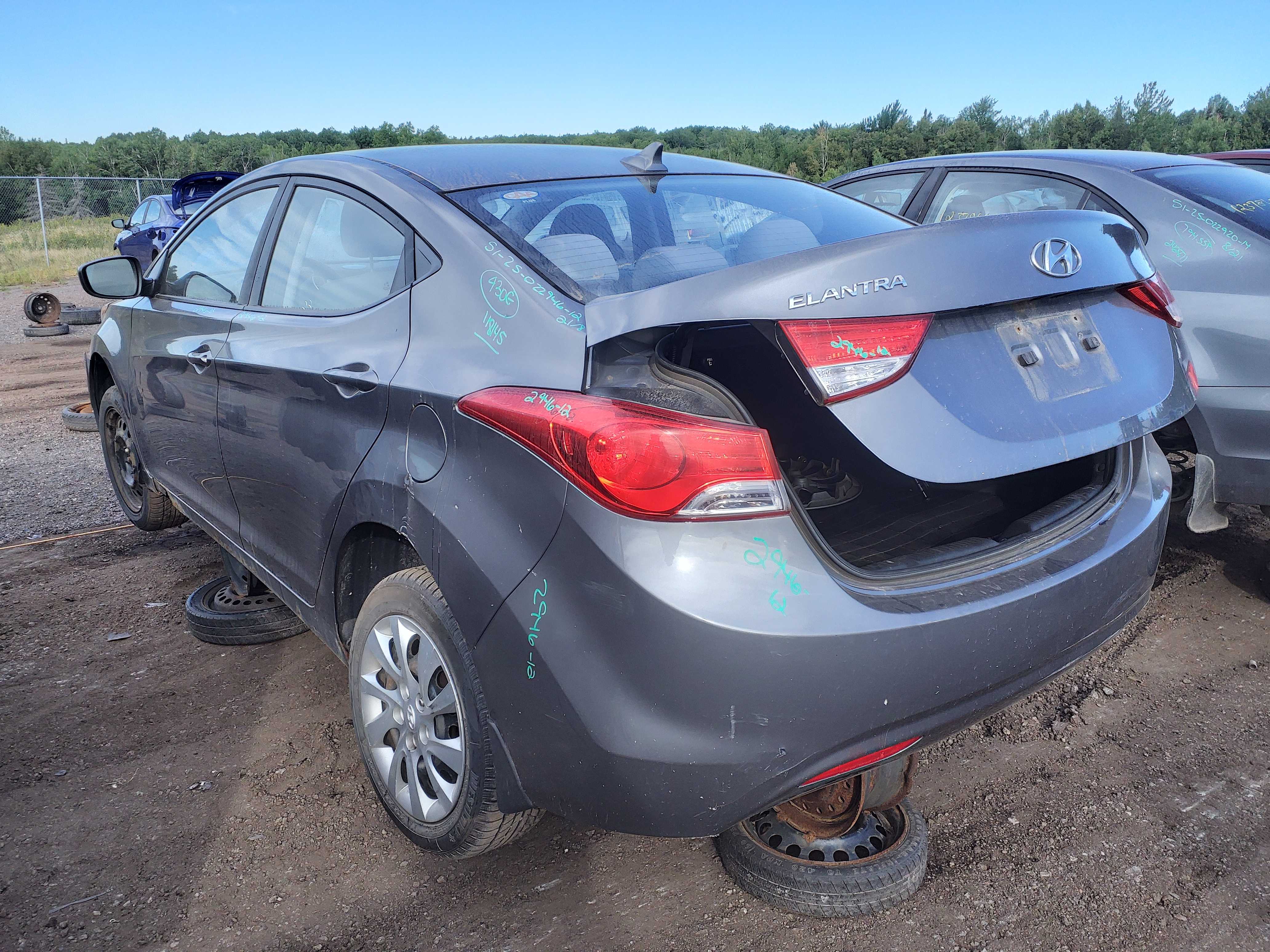 HYUNDAI ELANTRA 2012