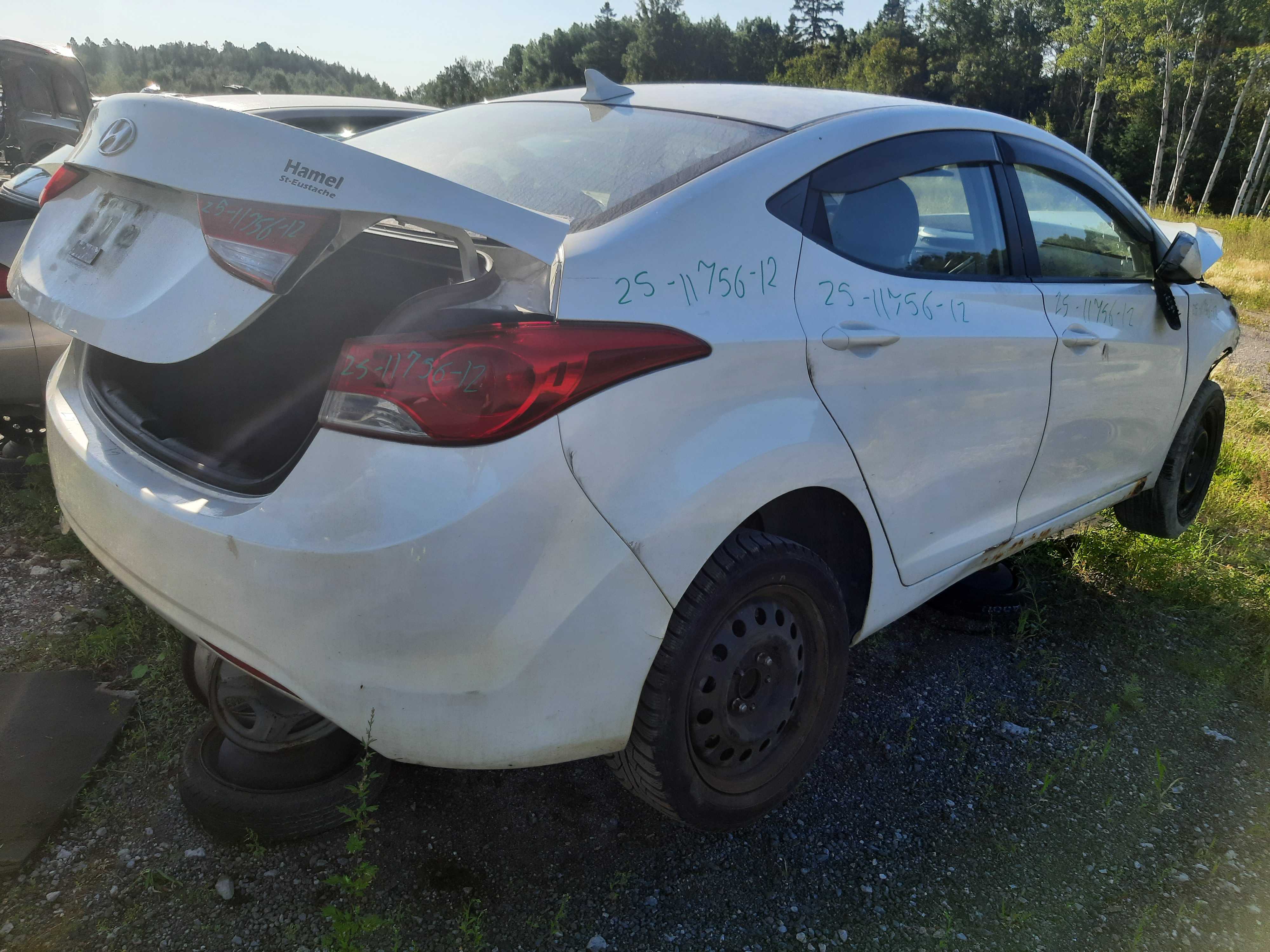 HYUNDAI ELANTRA 2012