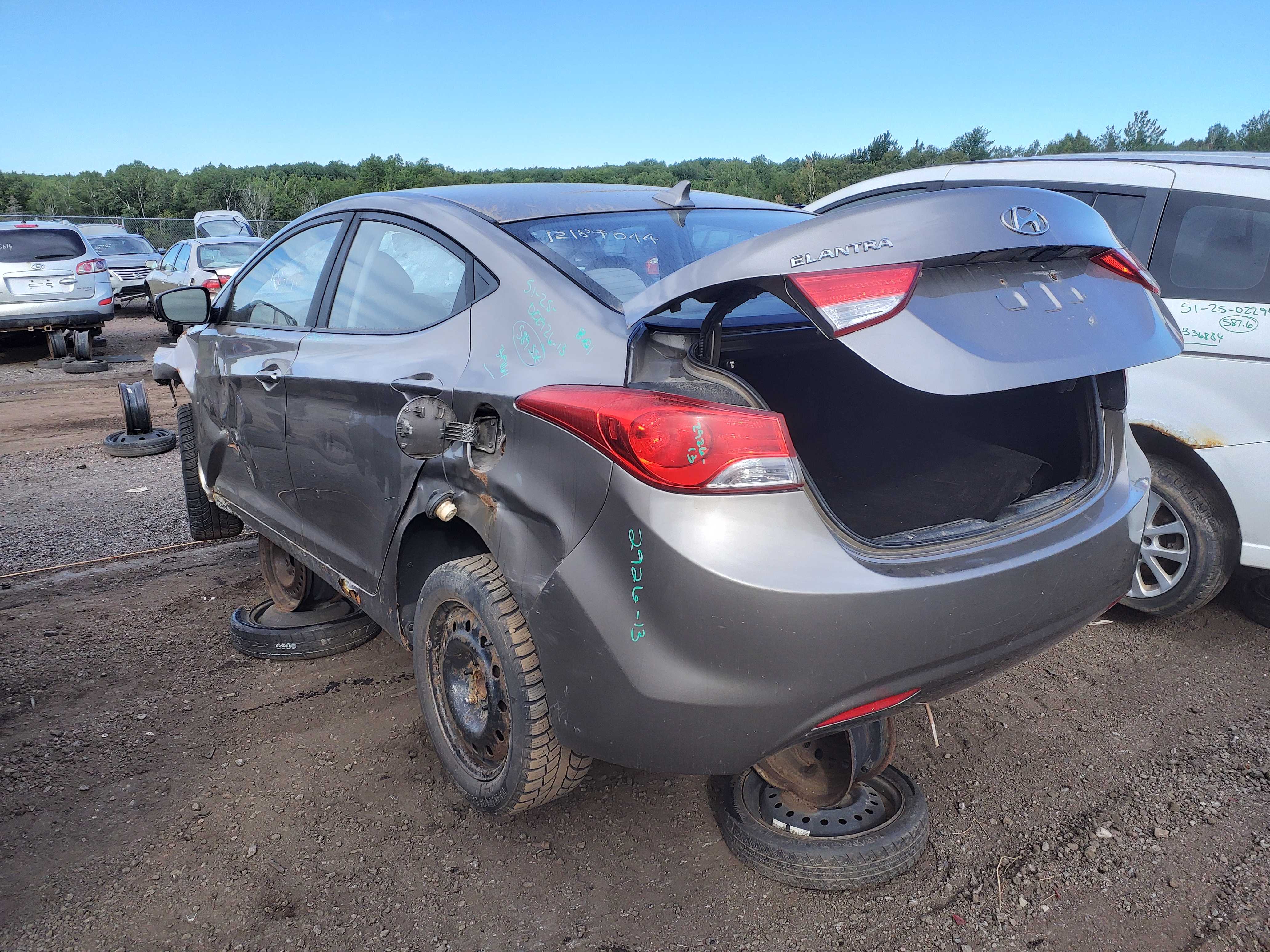 HYUNDAI ELANTRA 2013