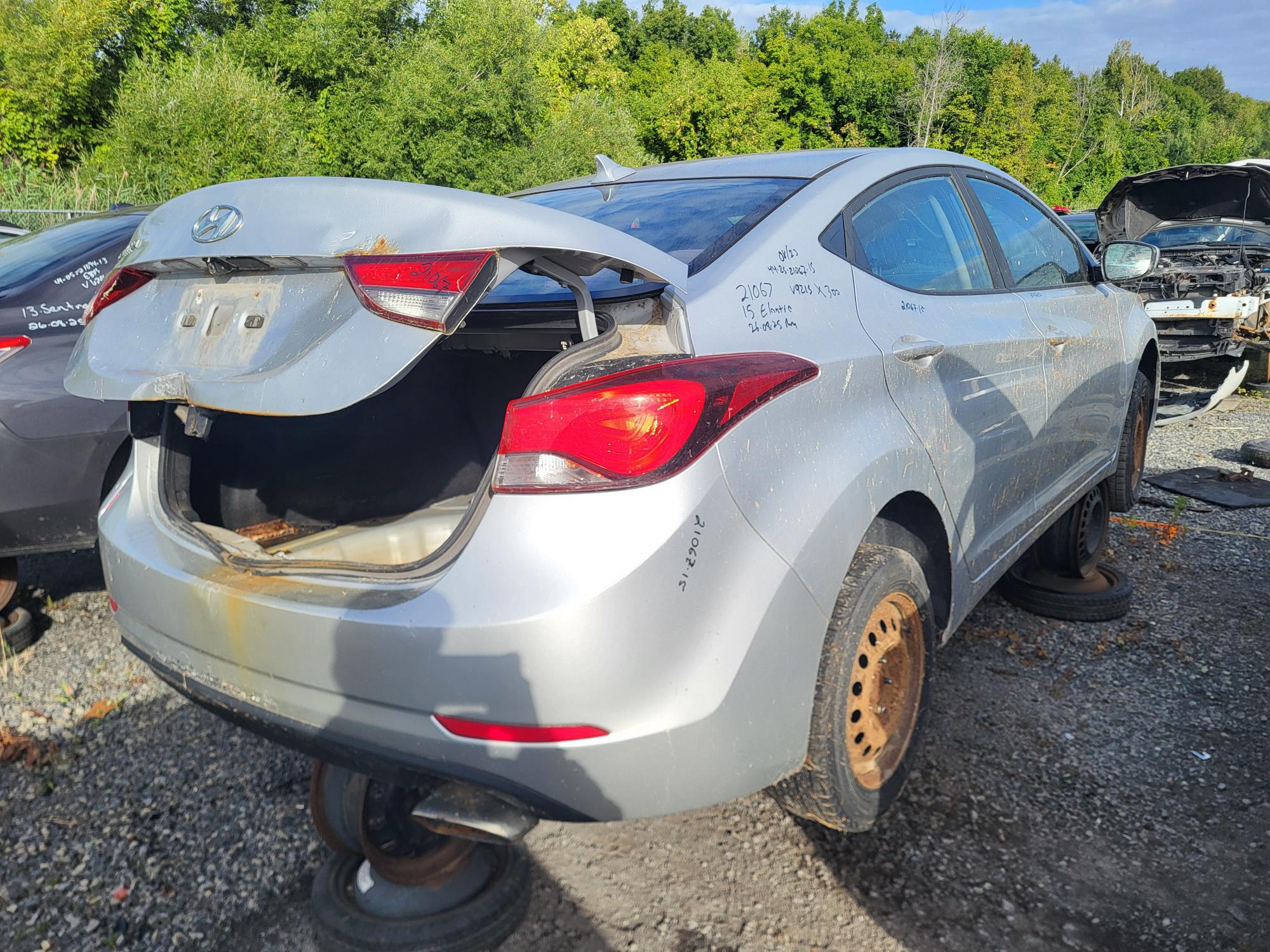 HYUNDAI ELANTRA 2015