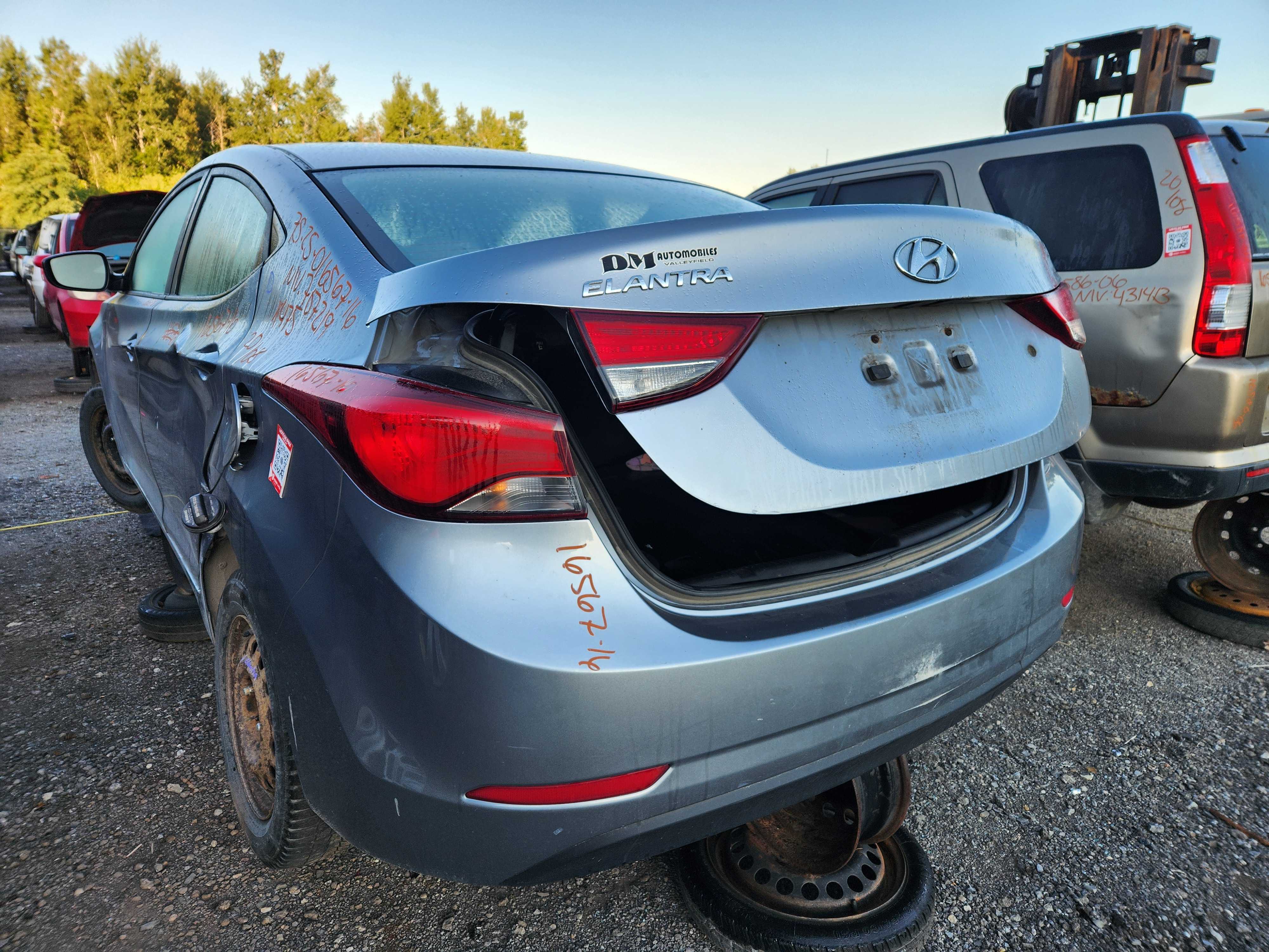 HYUNDAI ELANTRA 2016