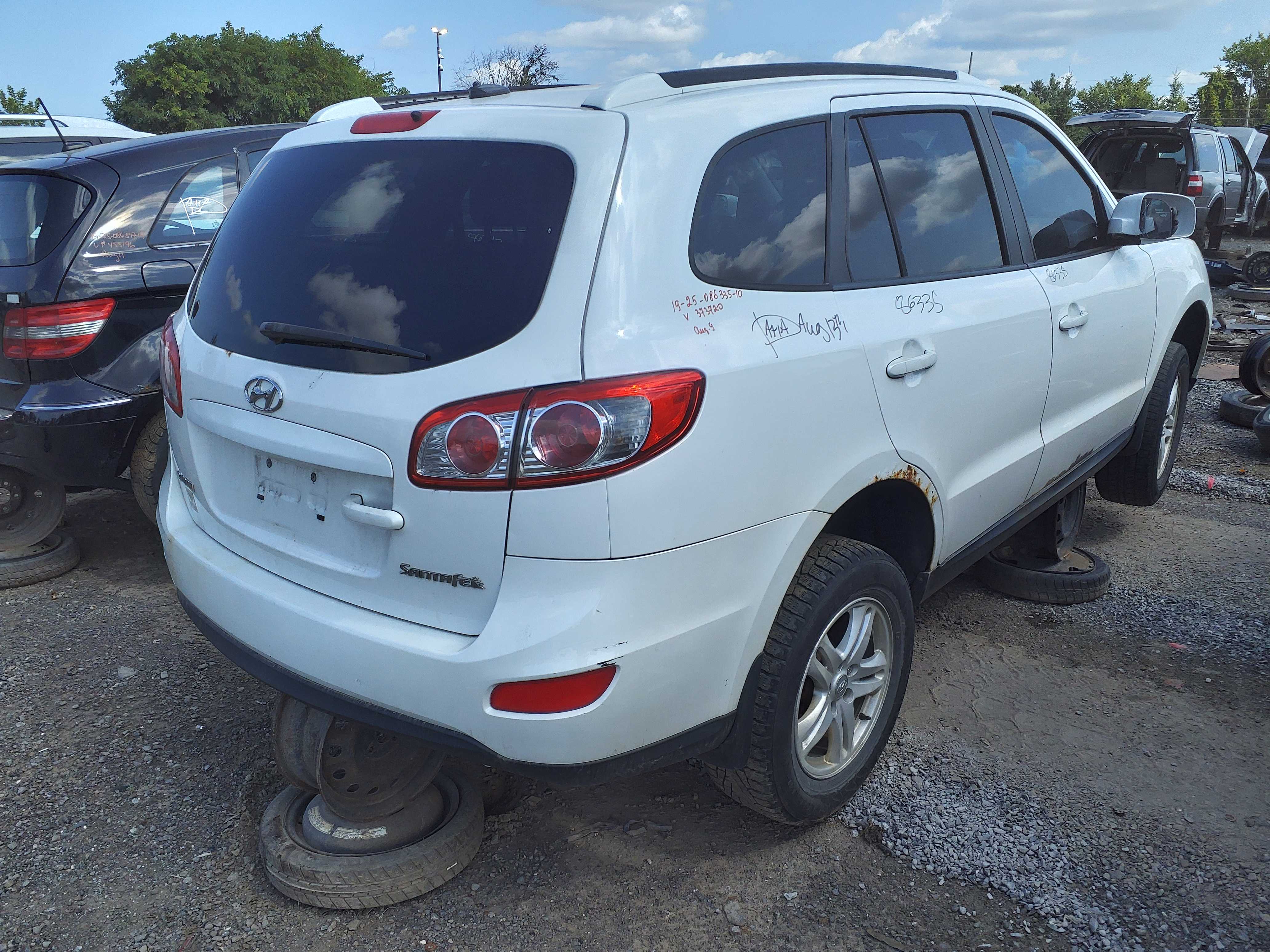 HYUNDAI SANTA FE 2010