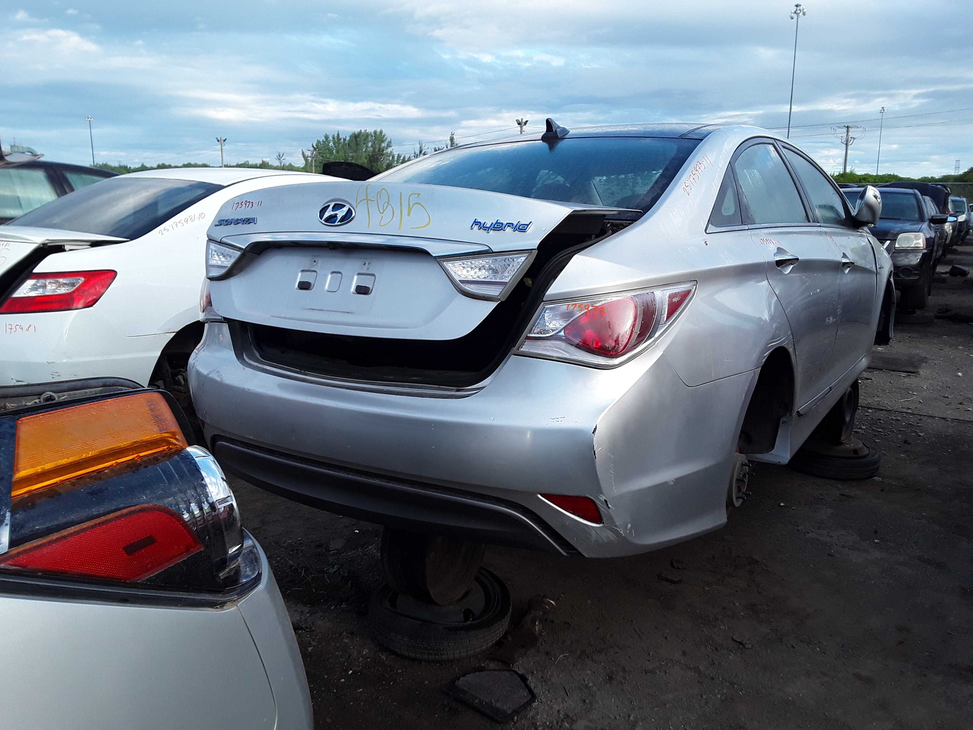 HYUNDAI SONATA 2011