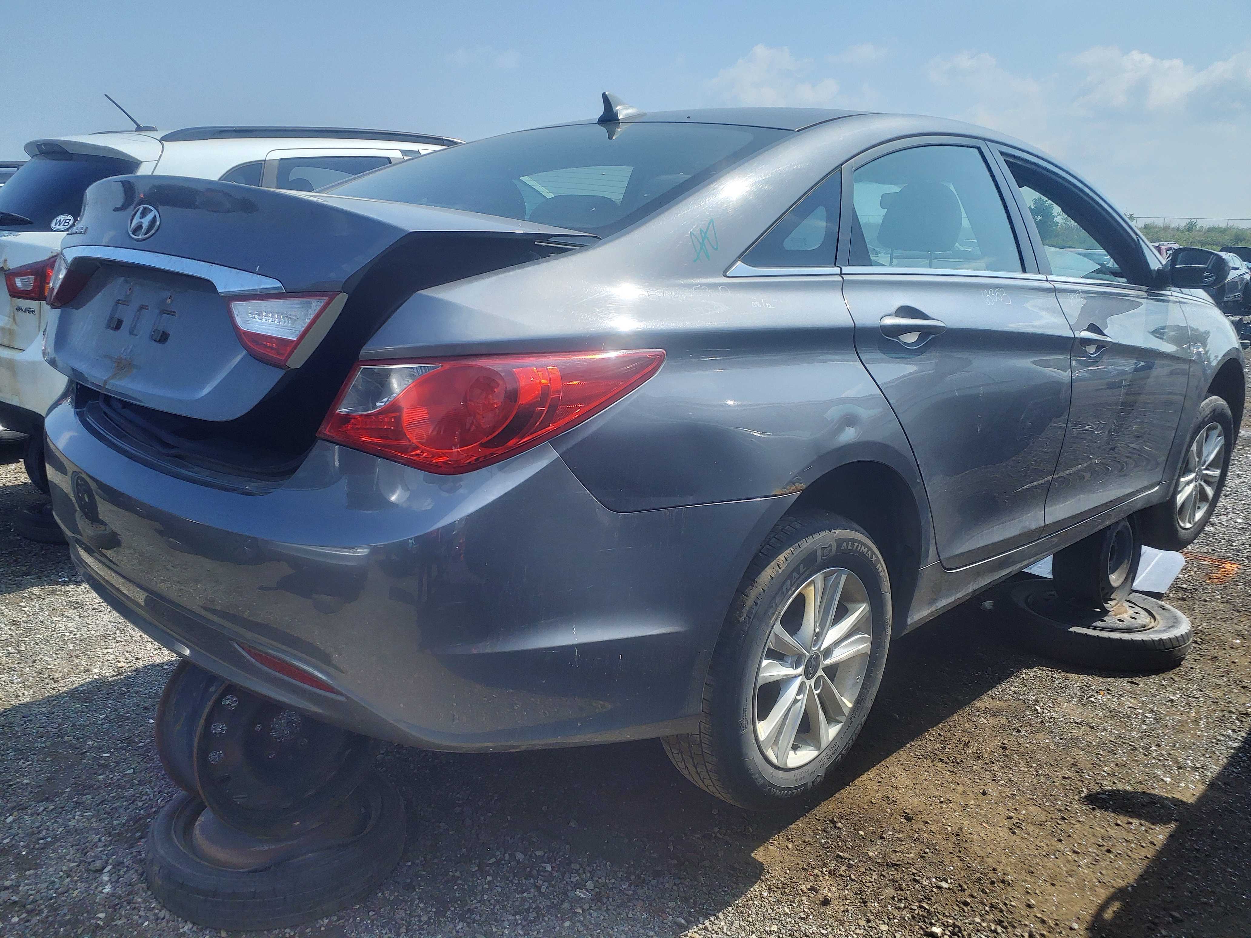HYUNDAI SONATA 2012
