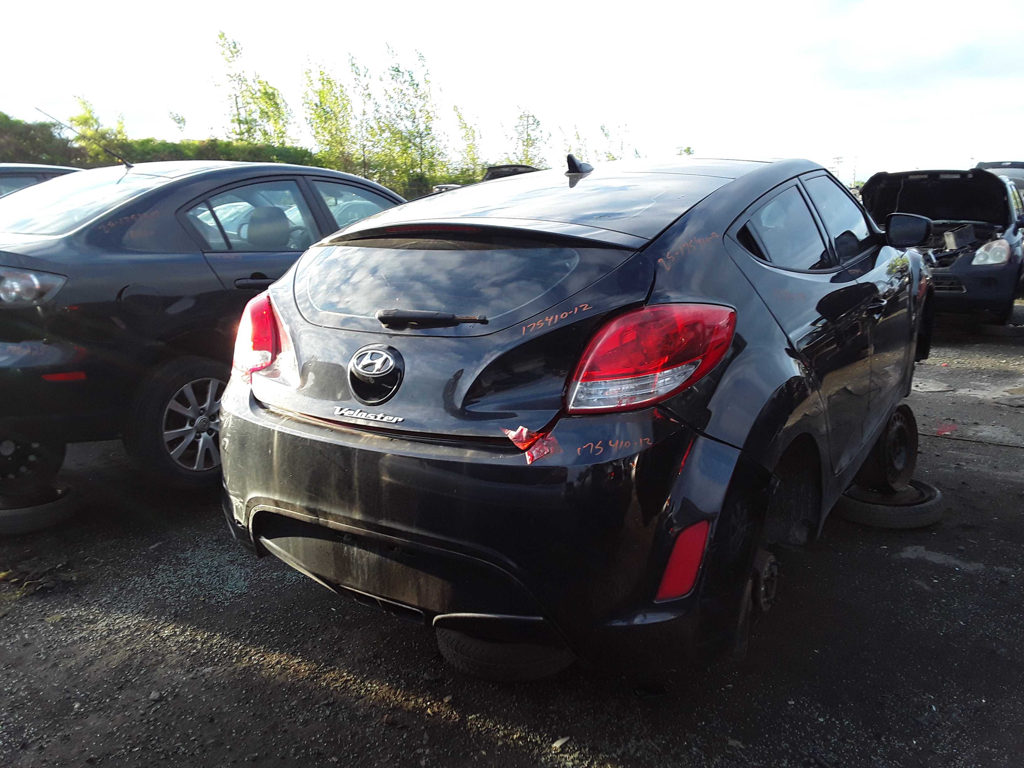 HYUNDAI VELOSTER 2012