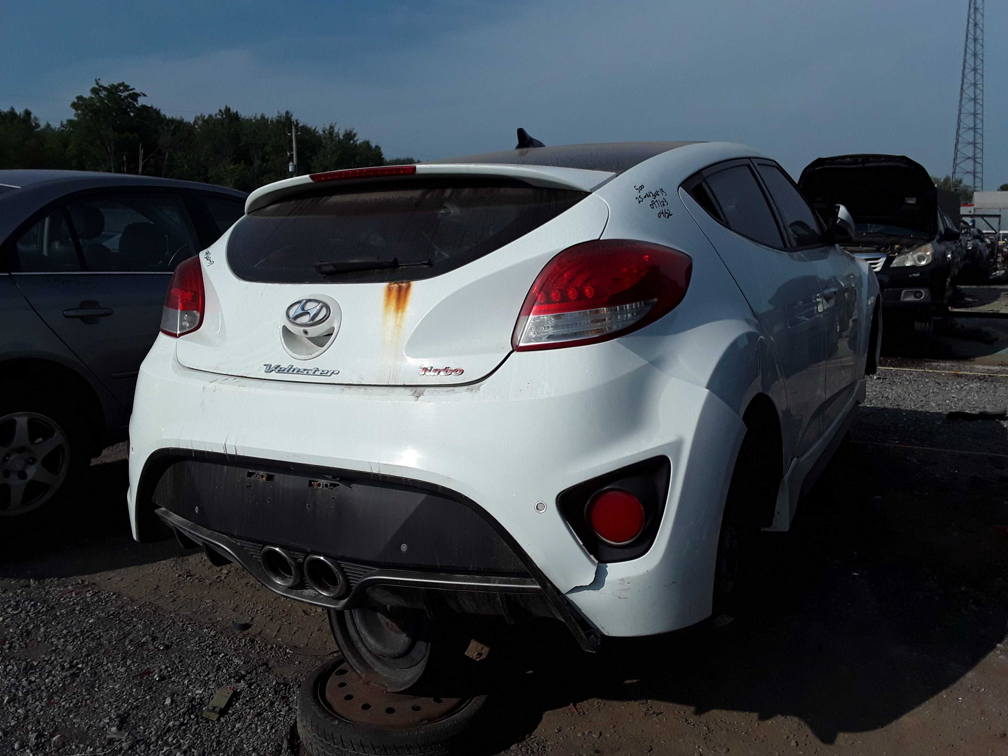 HYUNDAI VELOSTER 2013