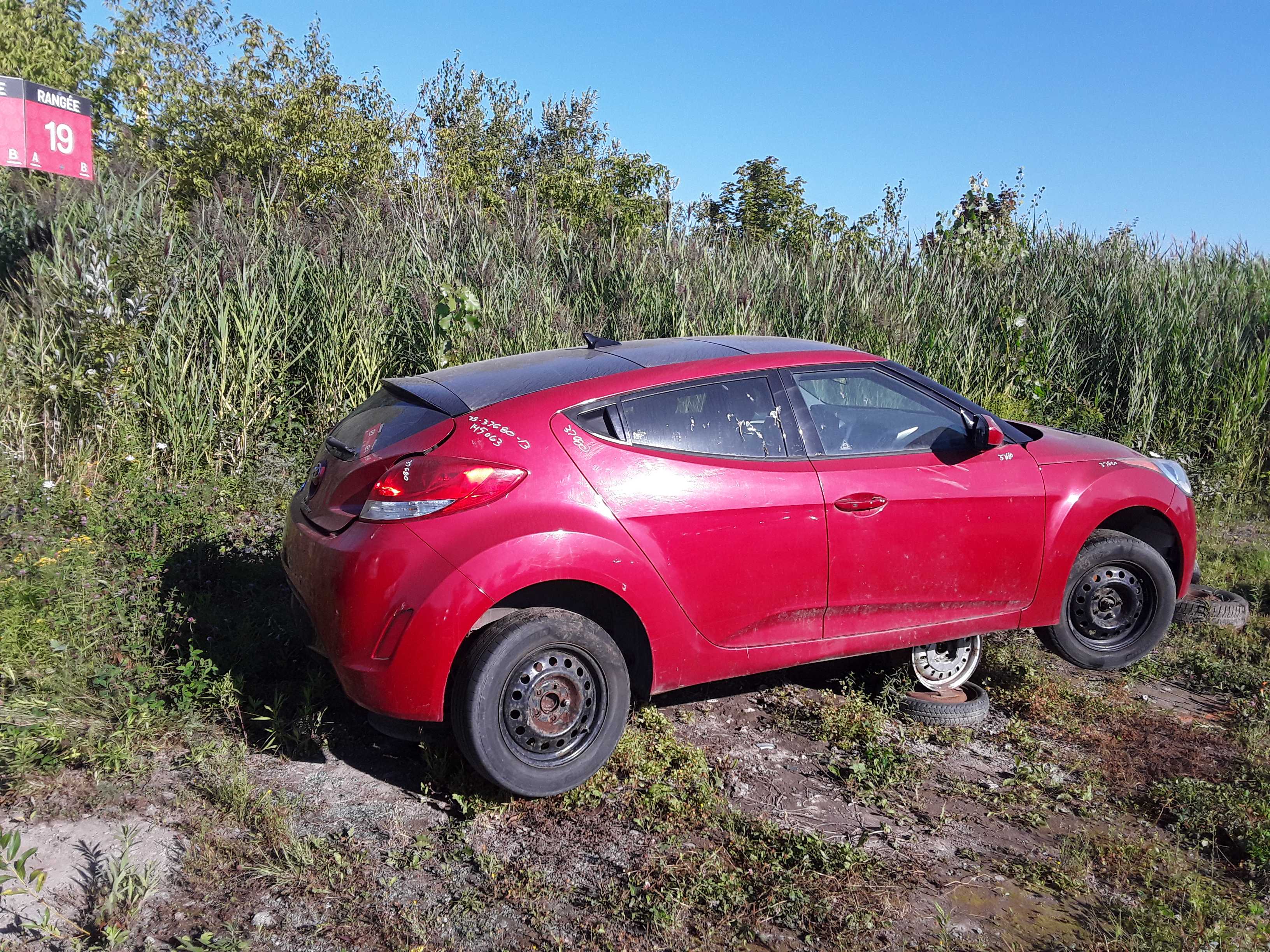 HYUNDAI VELOSTER 2013