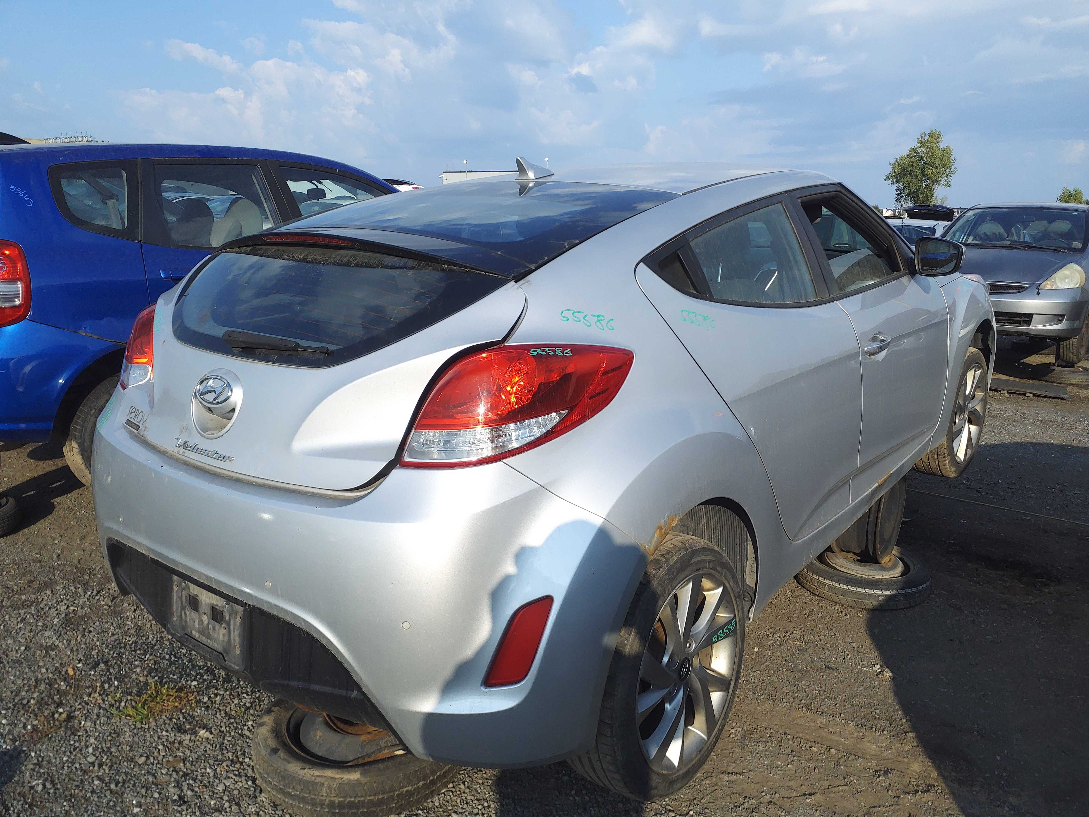HYUNDAI VELOSTER 2016