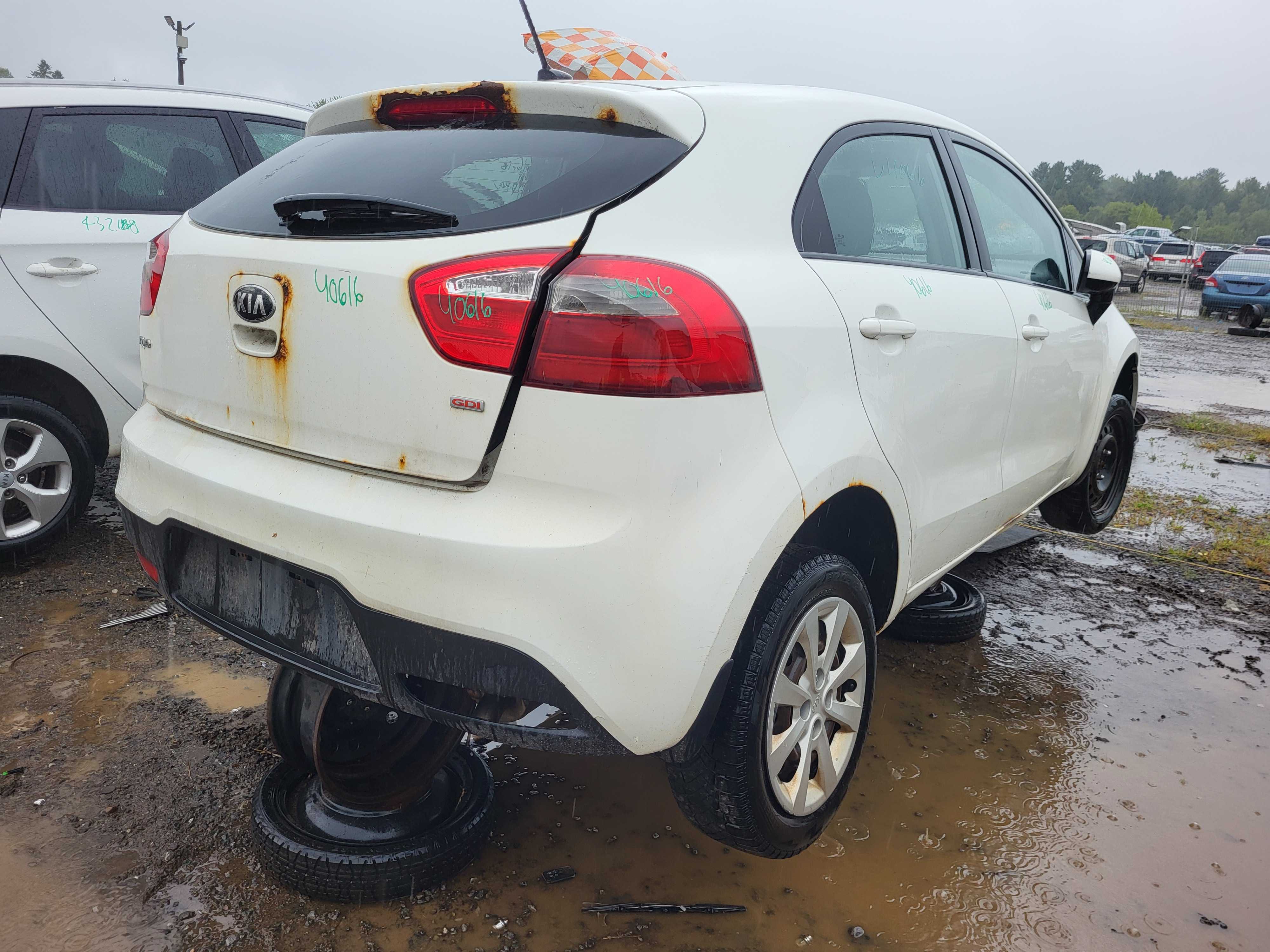 KIA RIO 2015