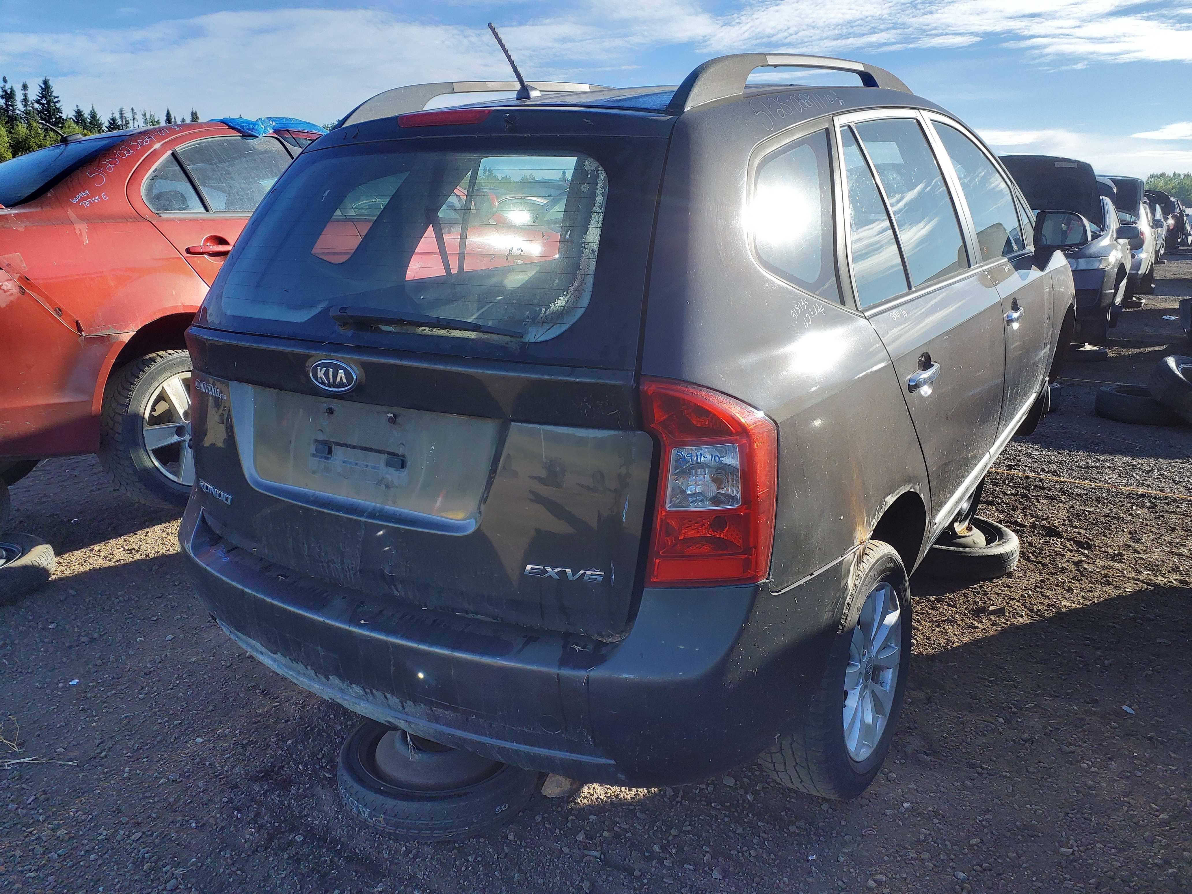 KIA RONDO 2010