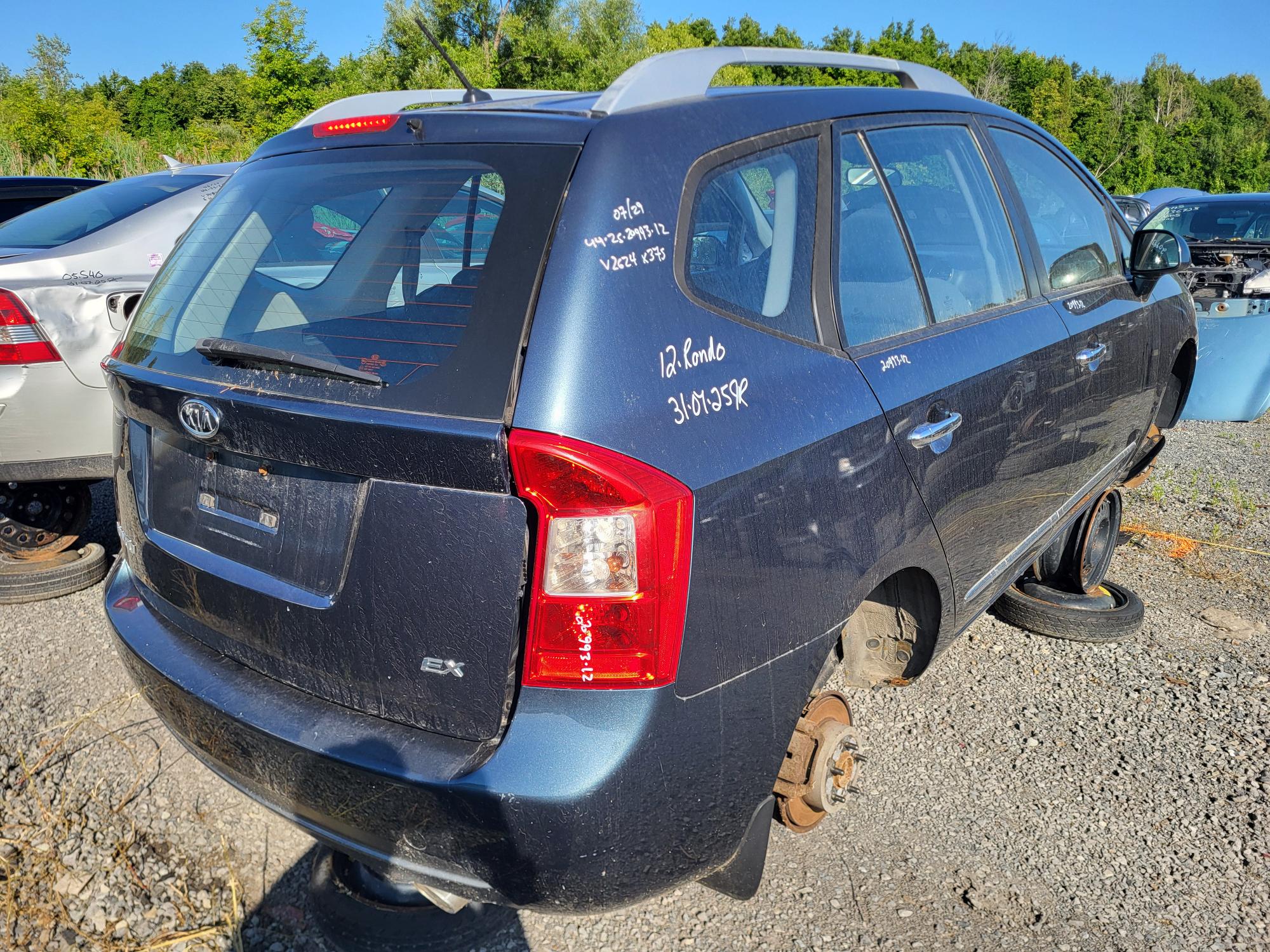 KIA RONDO 2012