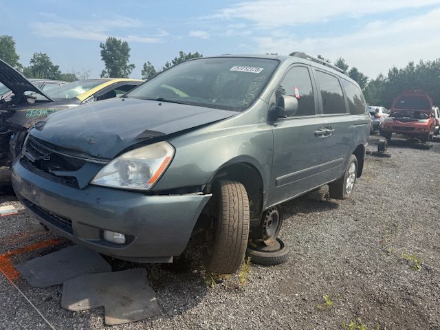 KIA SEDONA 2006