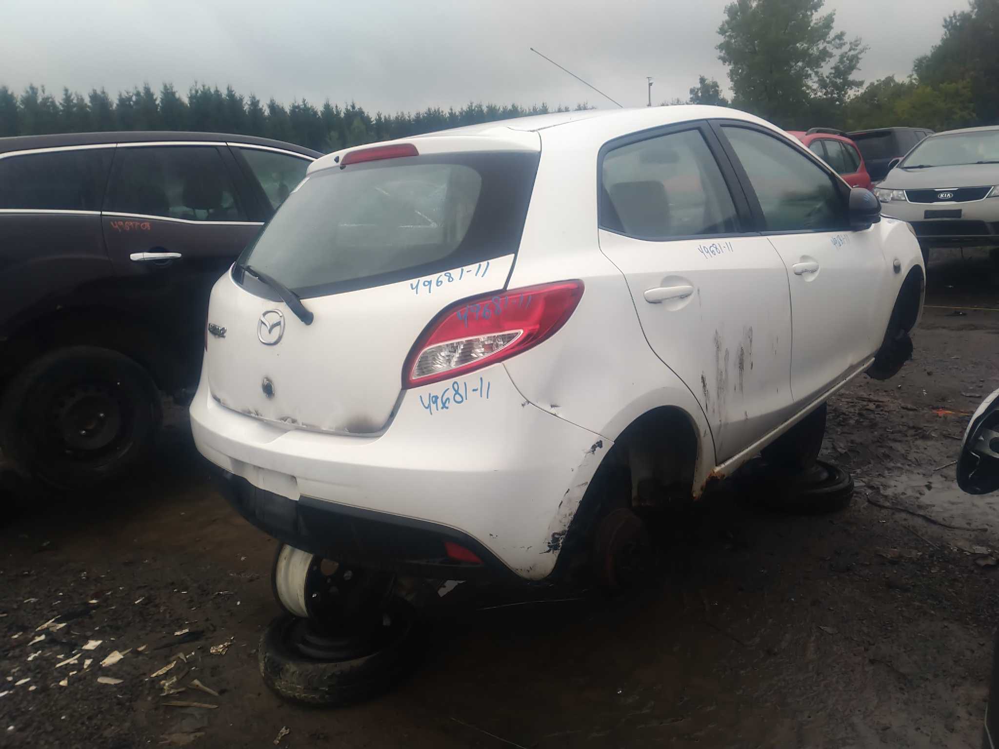 MAZDA MAZDA2 2011