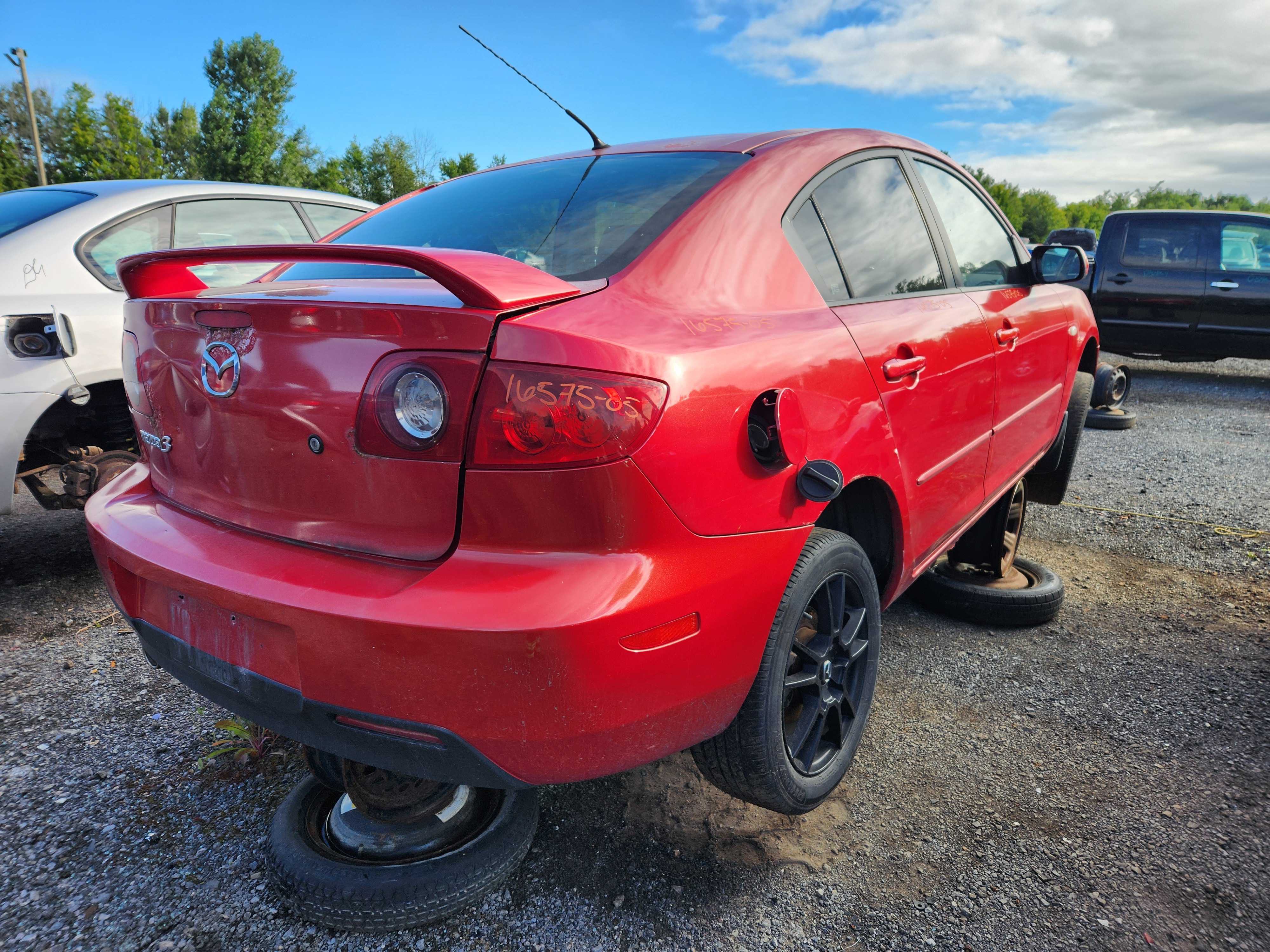 MAZDA MAZDA3 2005