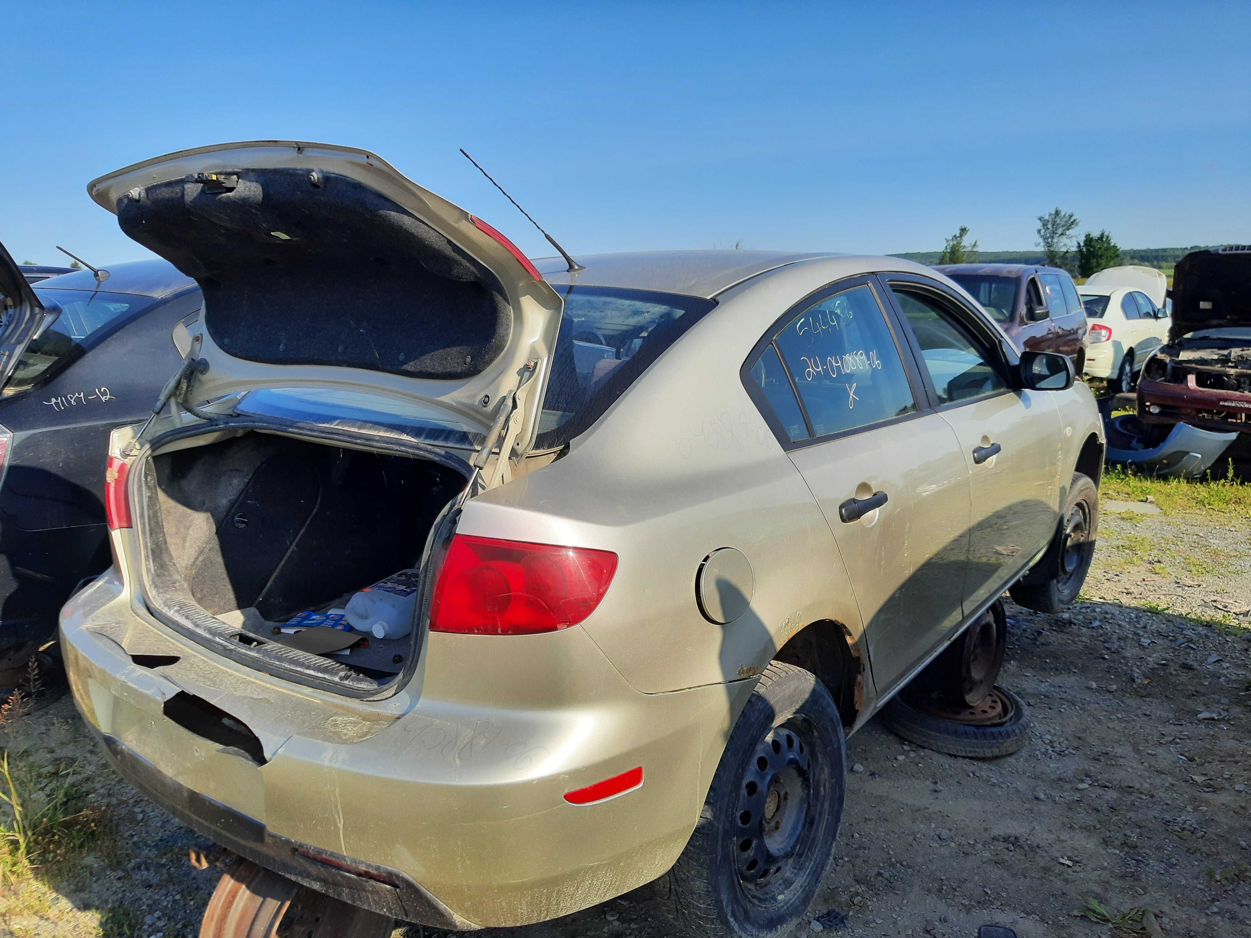 MAZDA MAZDA3 2006
