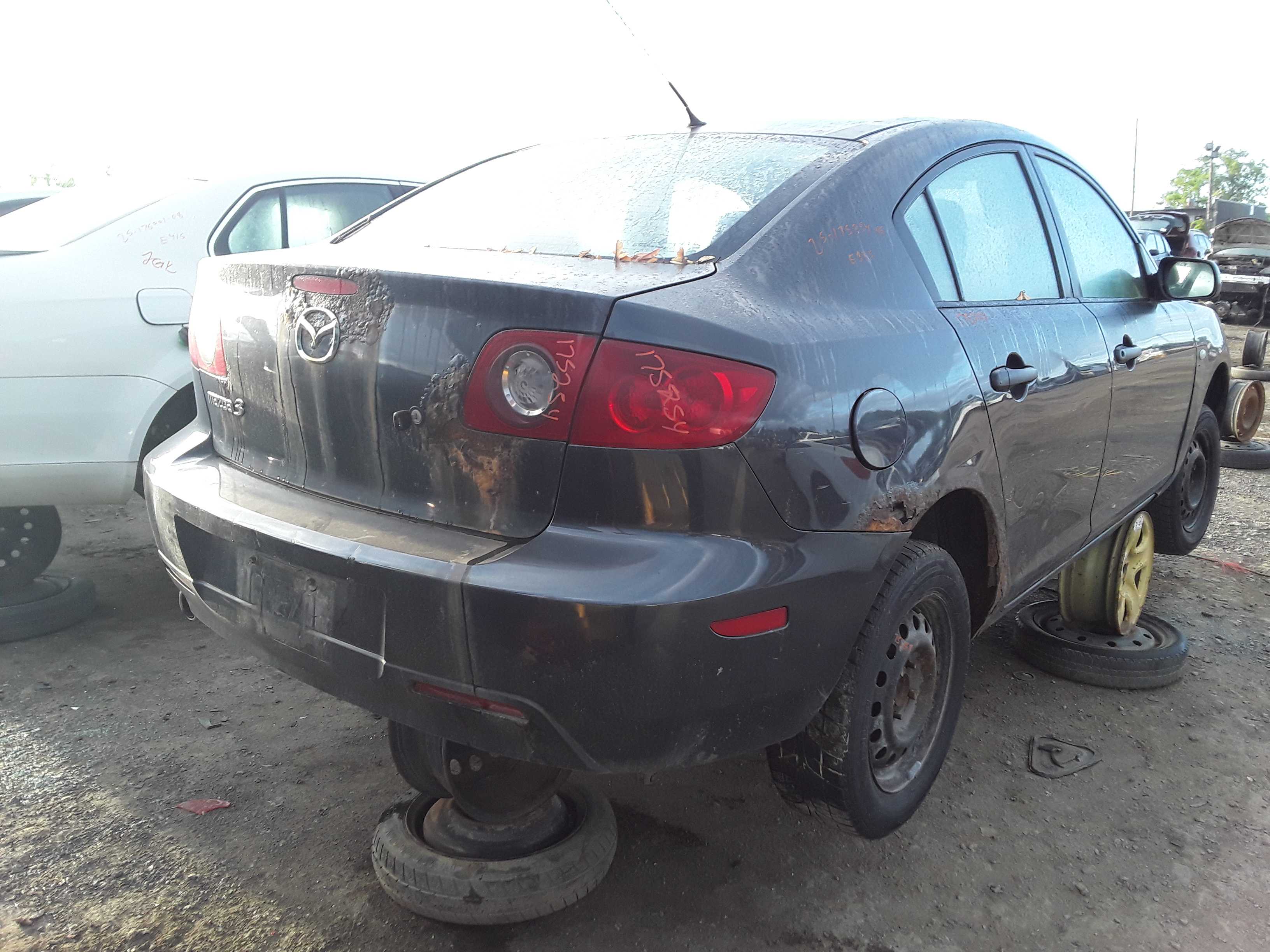 MAZDA MAZDA3 2006