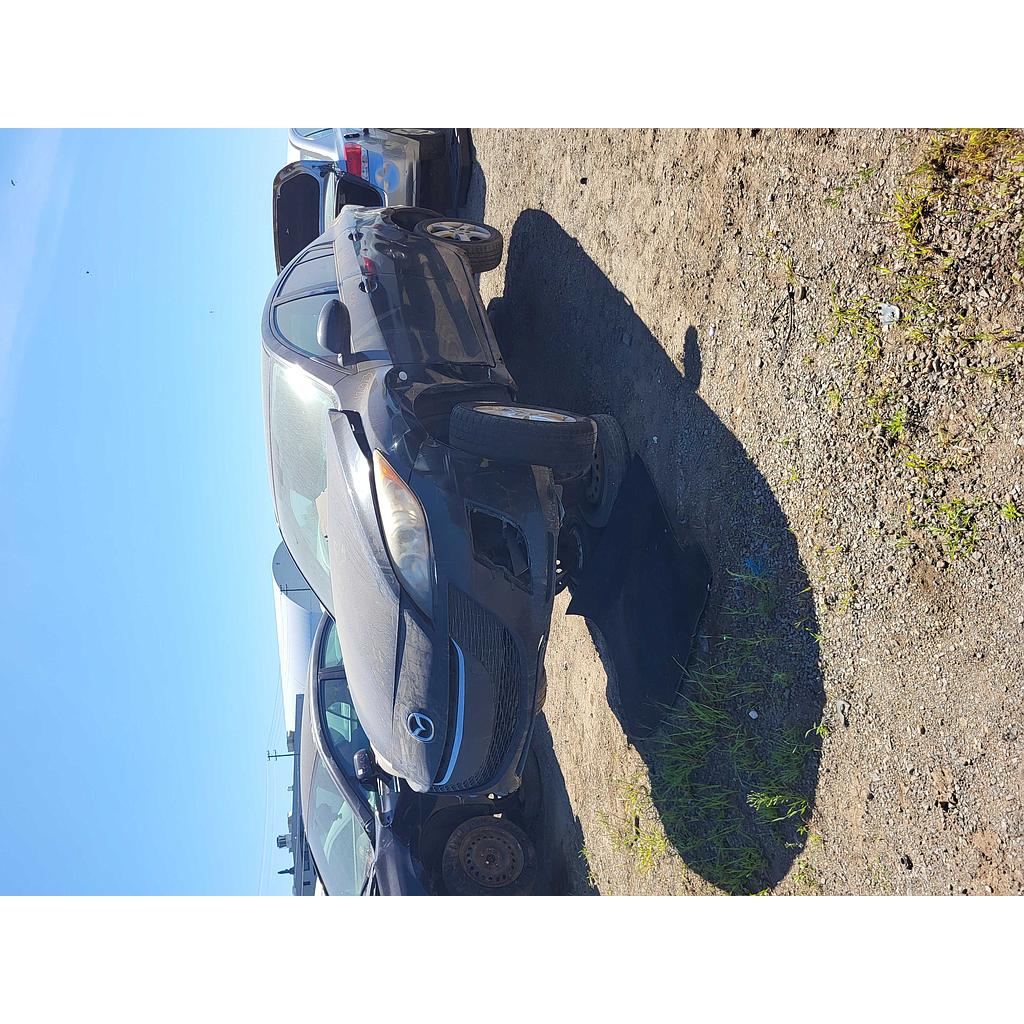 MAZDA MAZDA3 2010