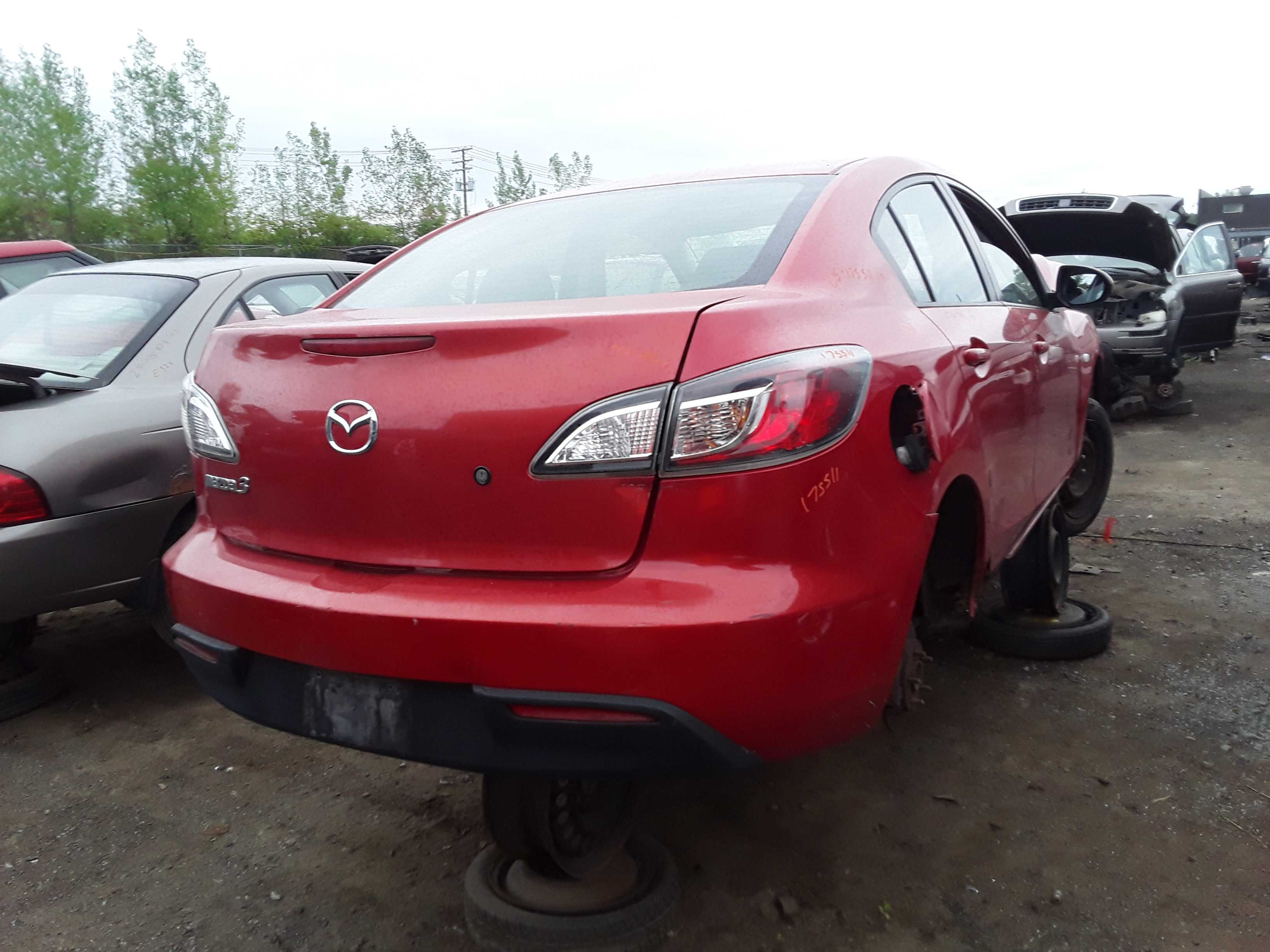 MAZDA MAZDA3 2010