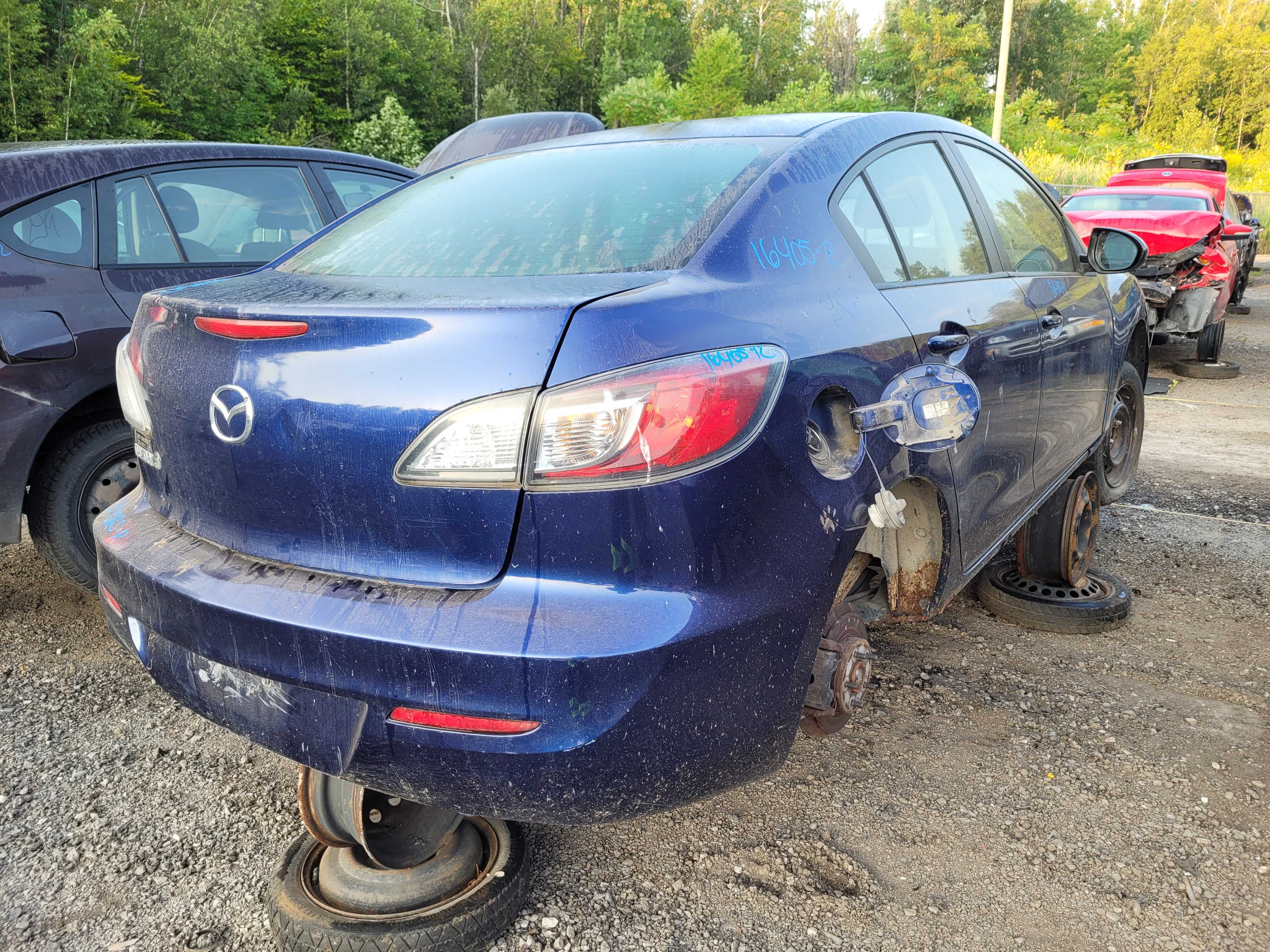 MAZDA MAZDA3 2012
