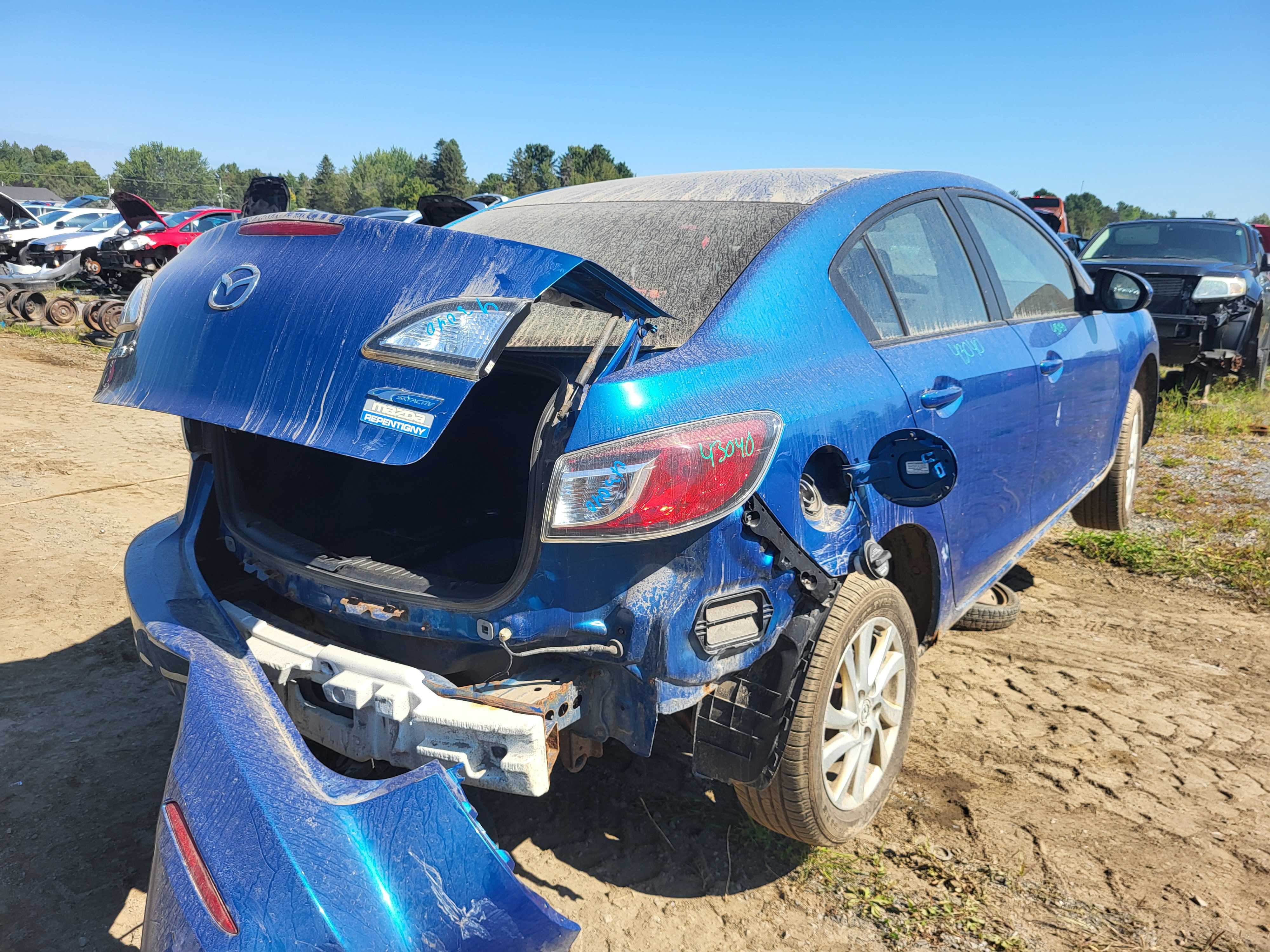 MAZDA MAZDA3 2012