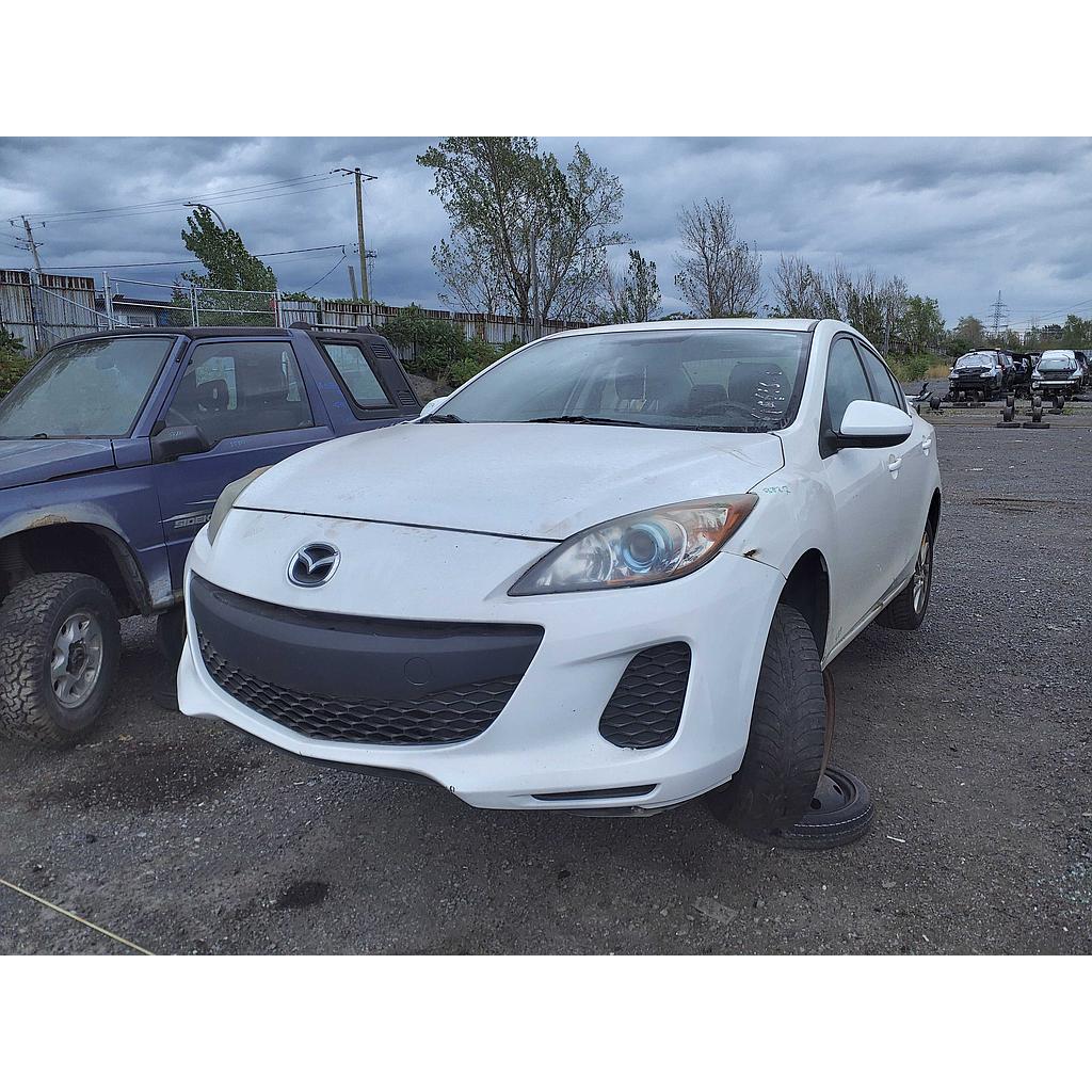 MAZDA MAZDA3 2012