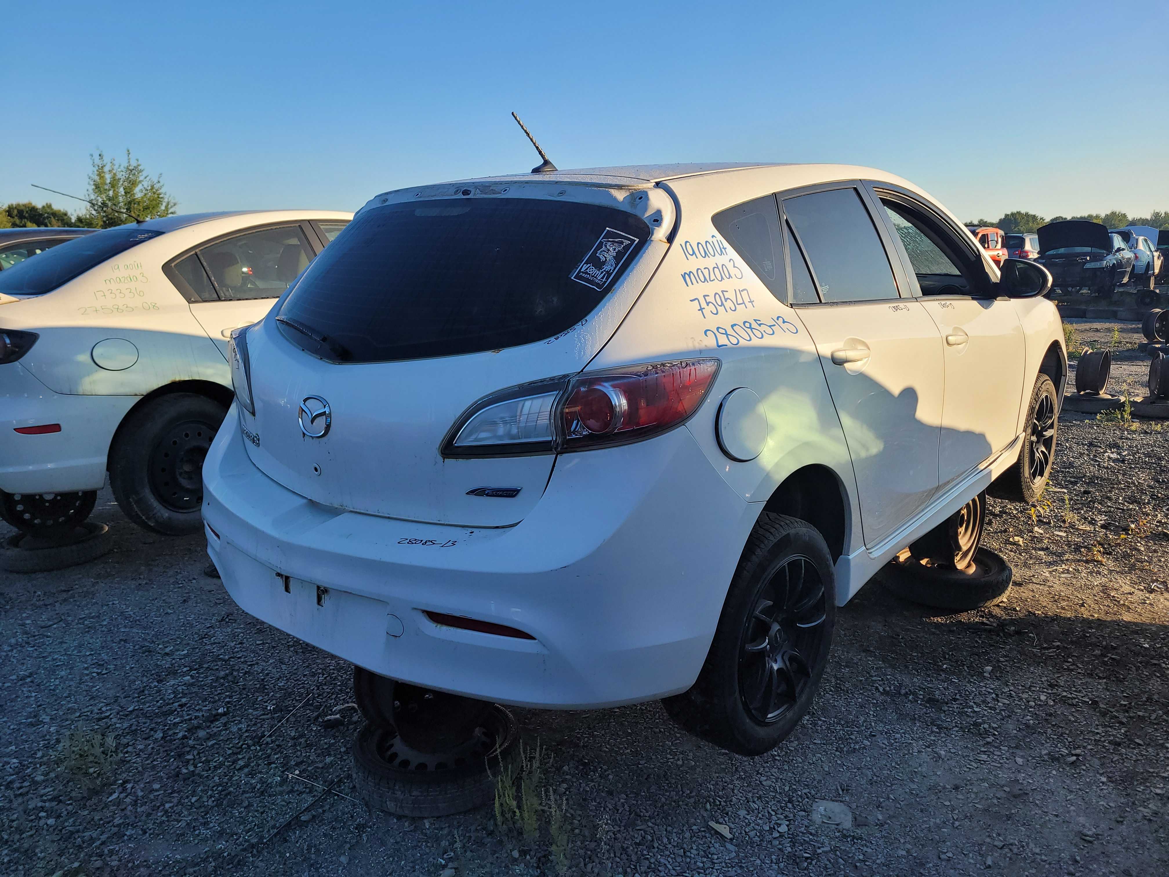MAZDA MAZDA3 2013