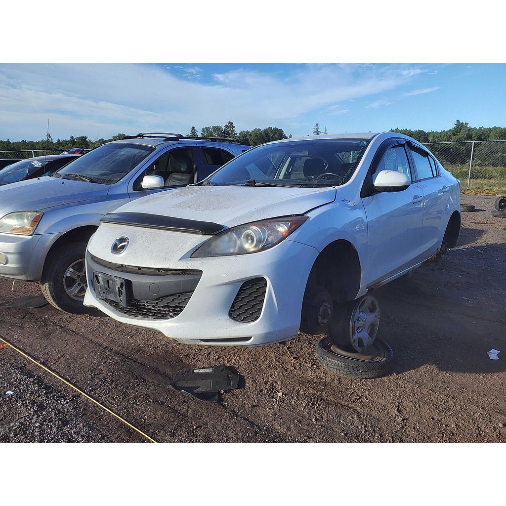 MAZDA MAZDA3 2013