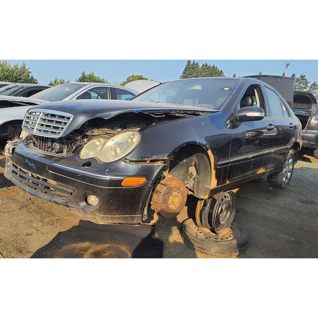 MERCEDES-BENZ C-CLASS 2005